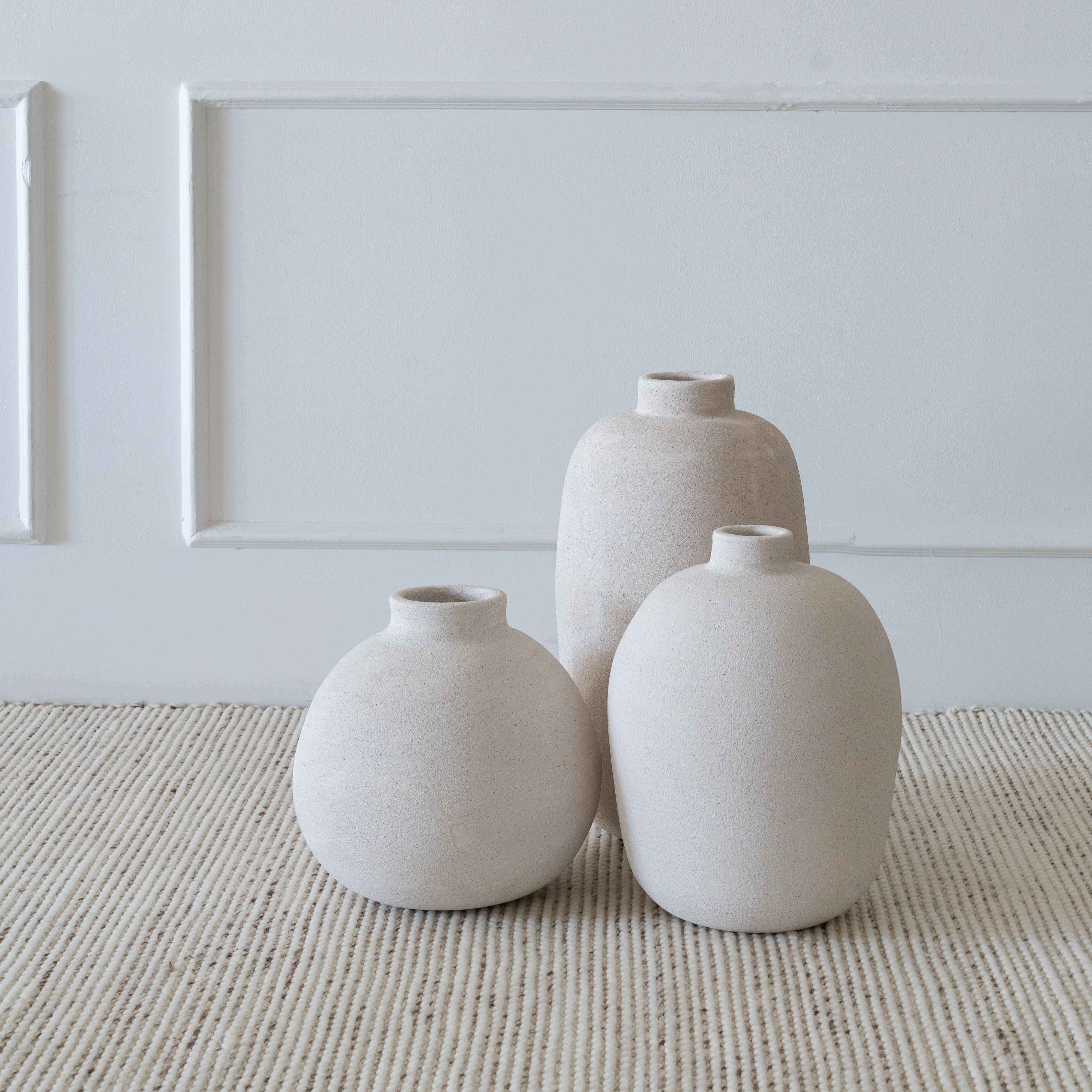 Ultimate Guide to Buying Home Decor Online UAE | WS Living Furniture