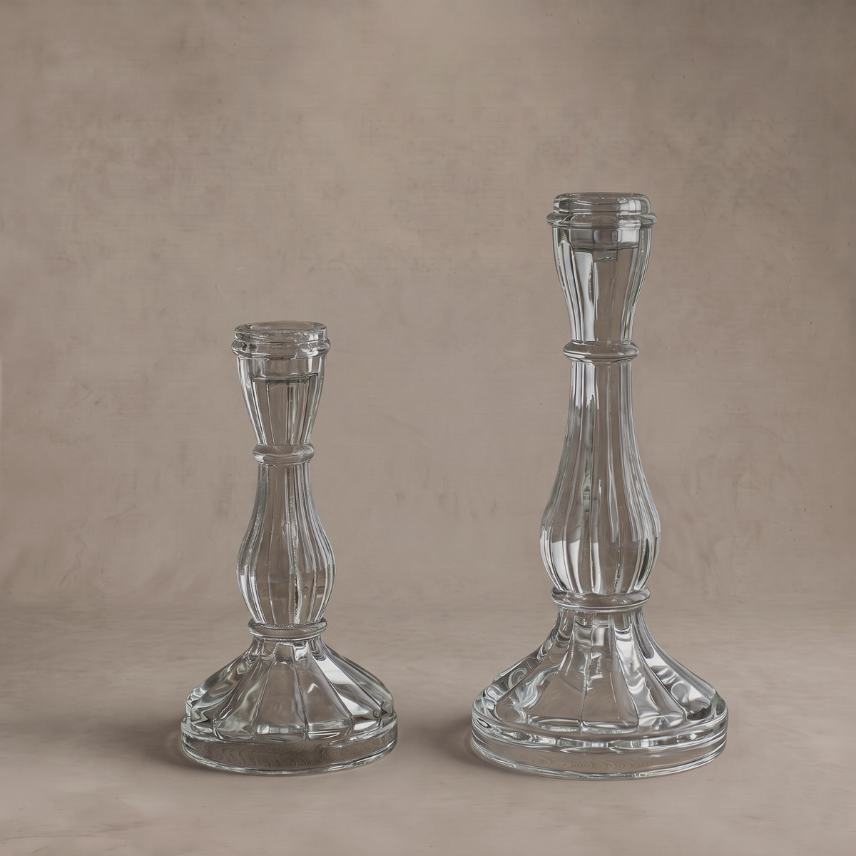 Elara Glass Classic Candle Holder