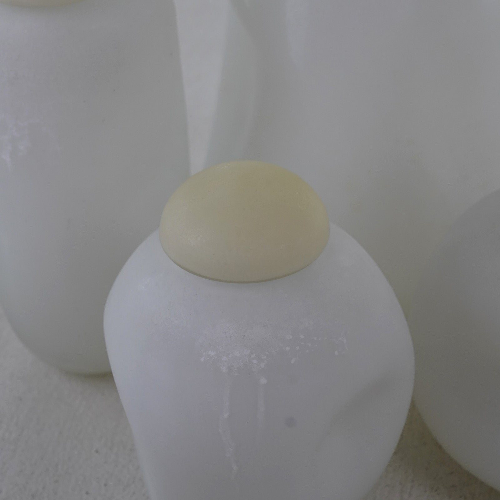 Vanilla White Decorative Glass Vase With Lid - Vase - WS Living - UAE Modern Home Furniture Stores in Dubai