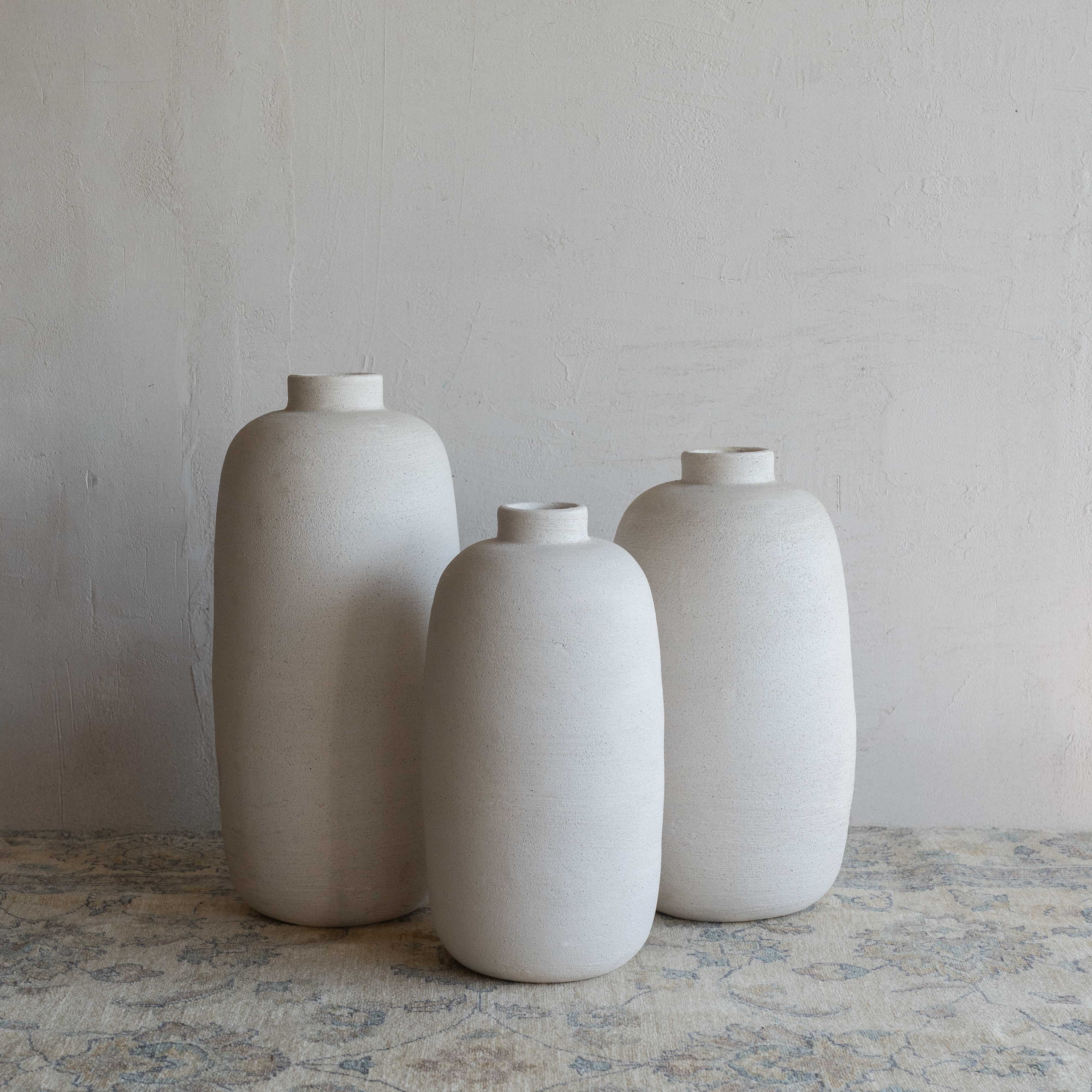 إناء زهور/مزهرية عتيقة من العاج على الطراز الاسكندنافي، من القرن التاسع عشر - للاستخدام الداخلي والخارجي