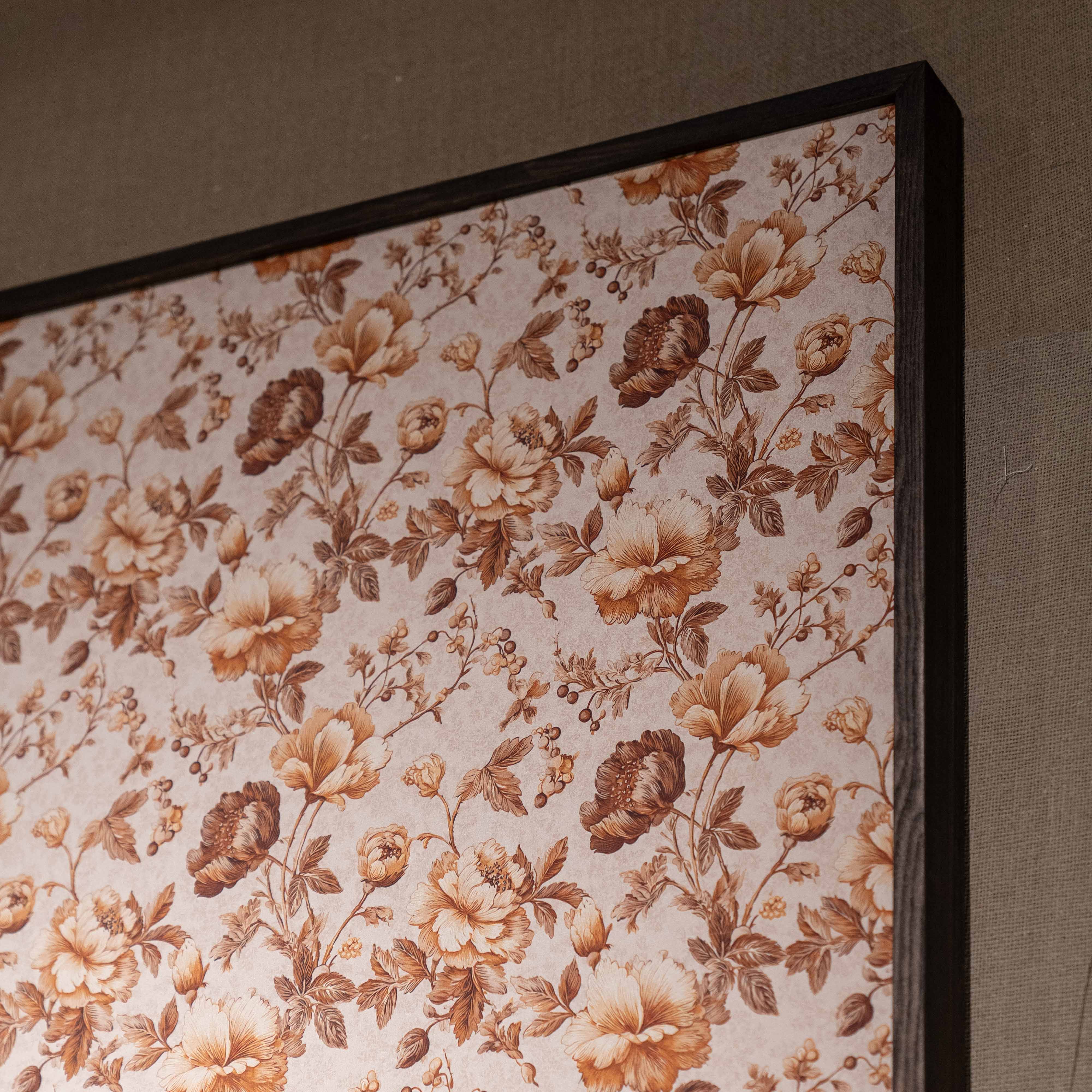 لوحة جدارية عصرية بتصميم انسيابي وشكل مميز