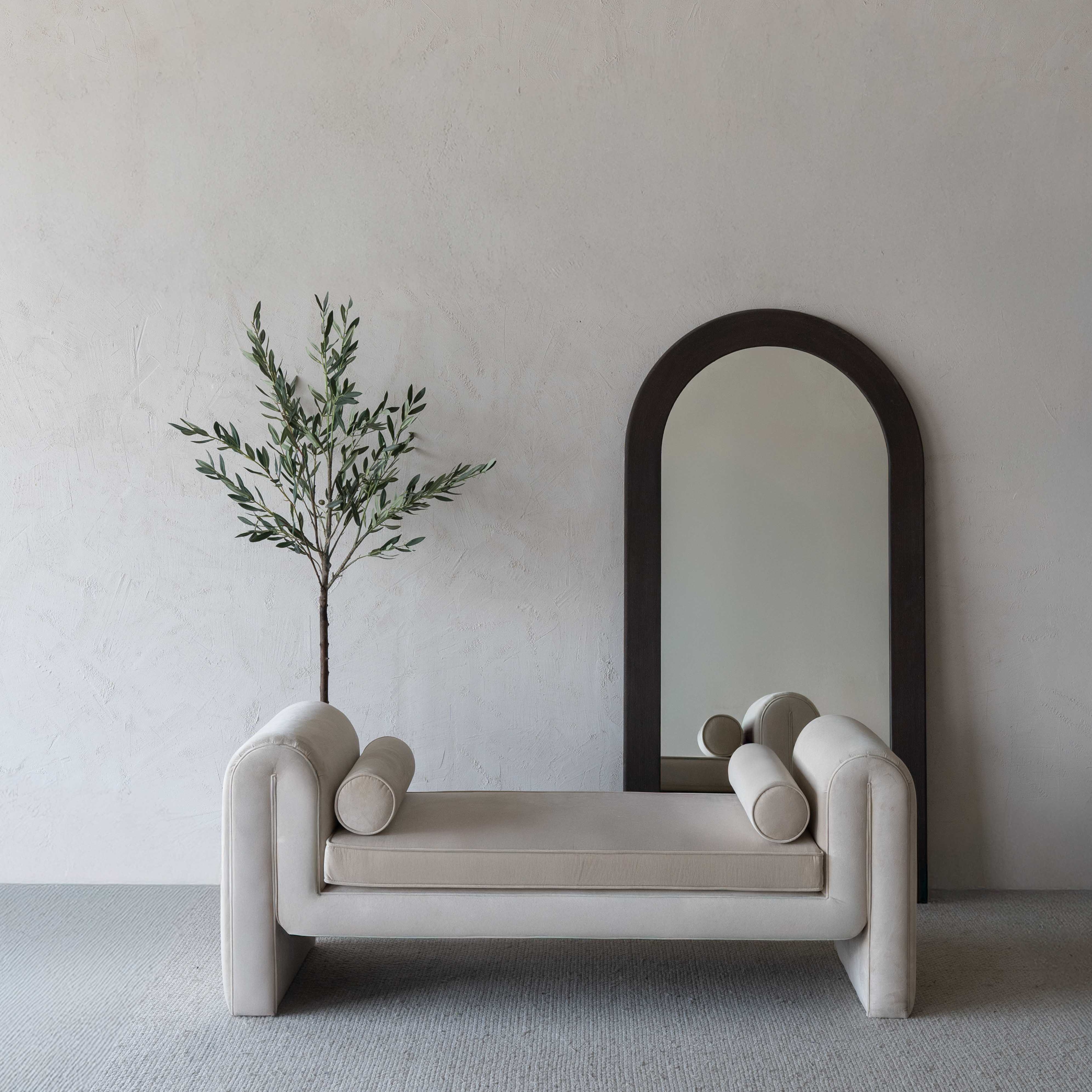 Aviara Modern Manhattan Style Velvet Bench - Bench - WS Living Furniture Furniture Store in Dubai