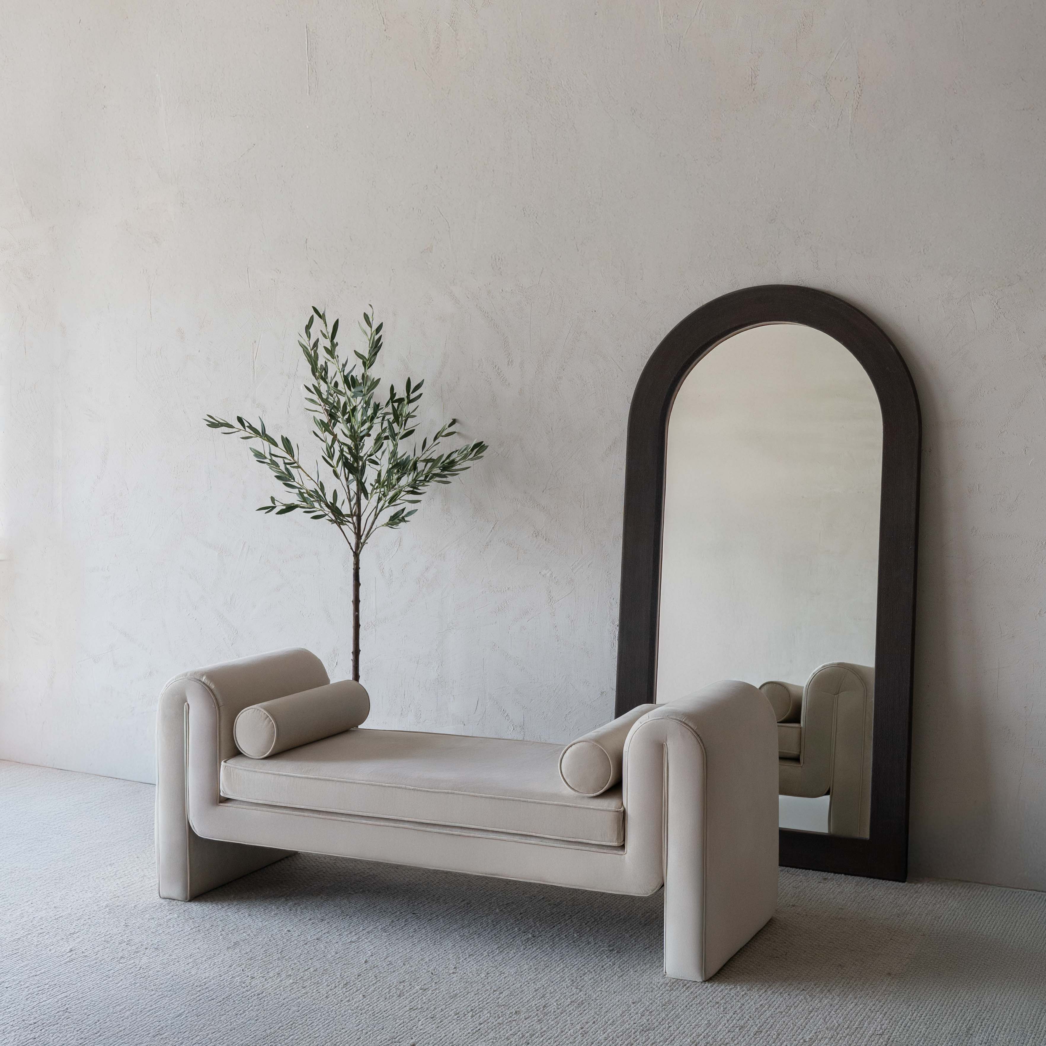 Aviara Modern Manhattan Style Velvet Bench - Bench - WS Living Furniture Furniture Store in Dubai
