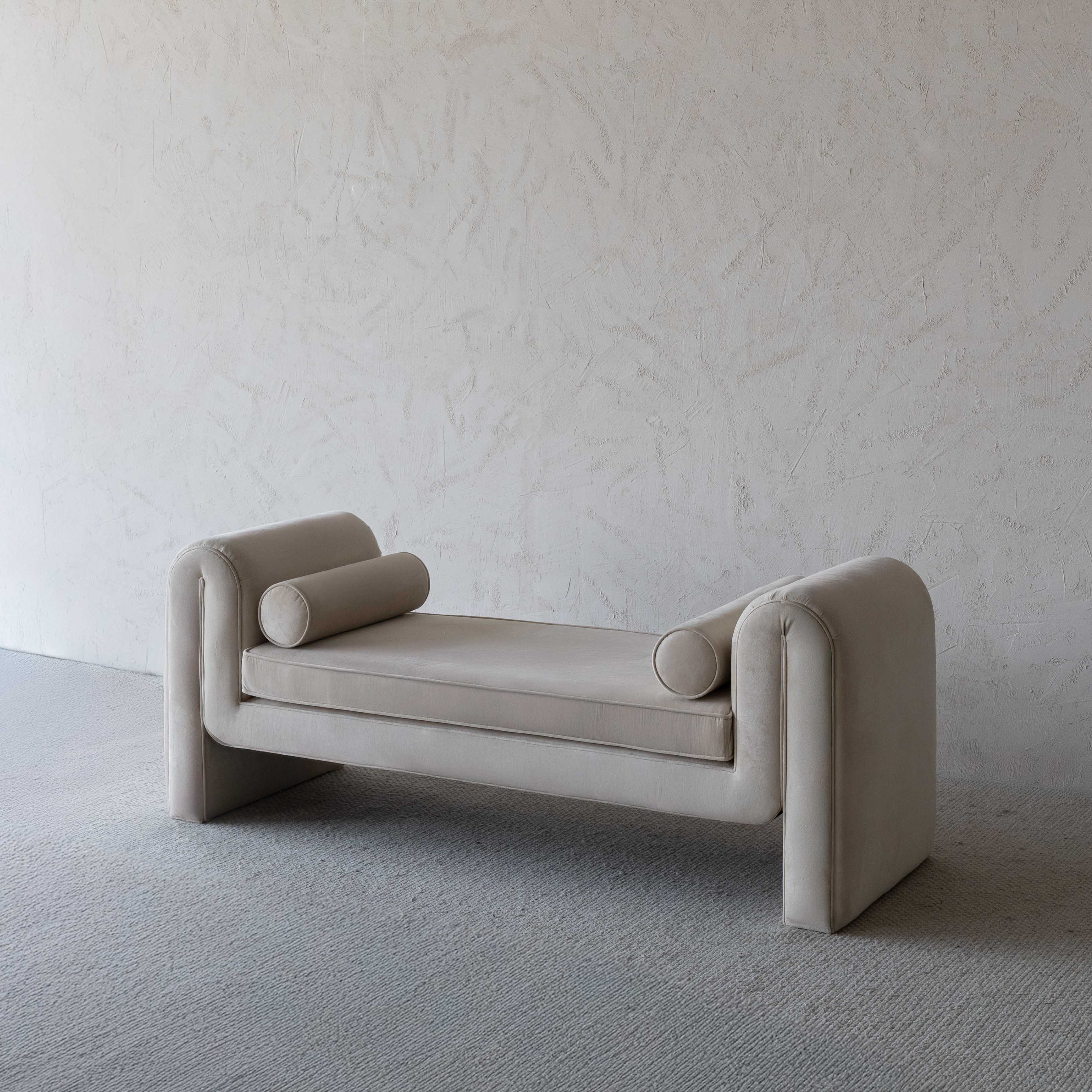 Aviara Modern Manhattan Style Velvet Bench - Bench - WS Living Furniture Furniture Store in Dubai