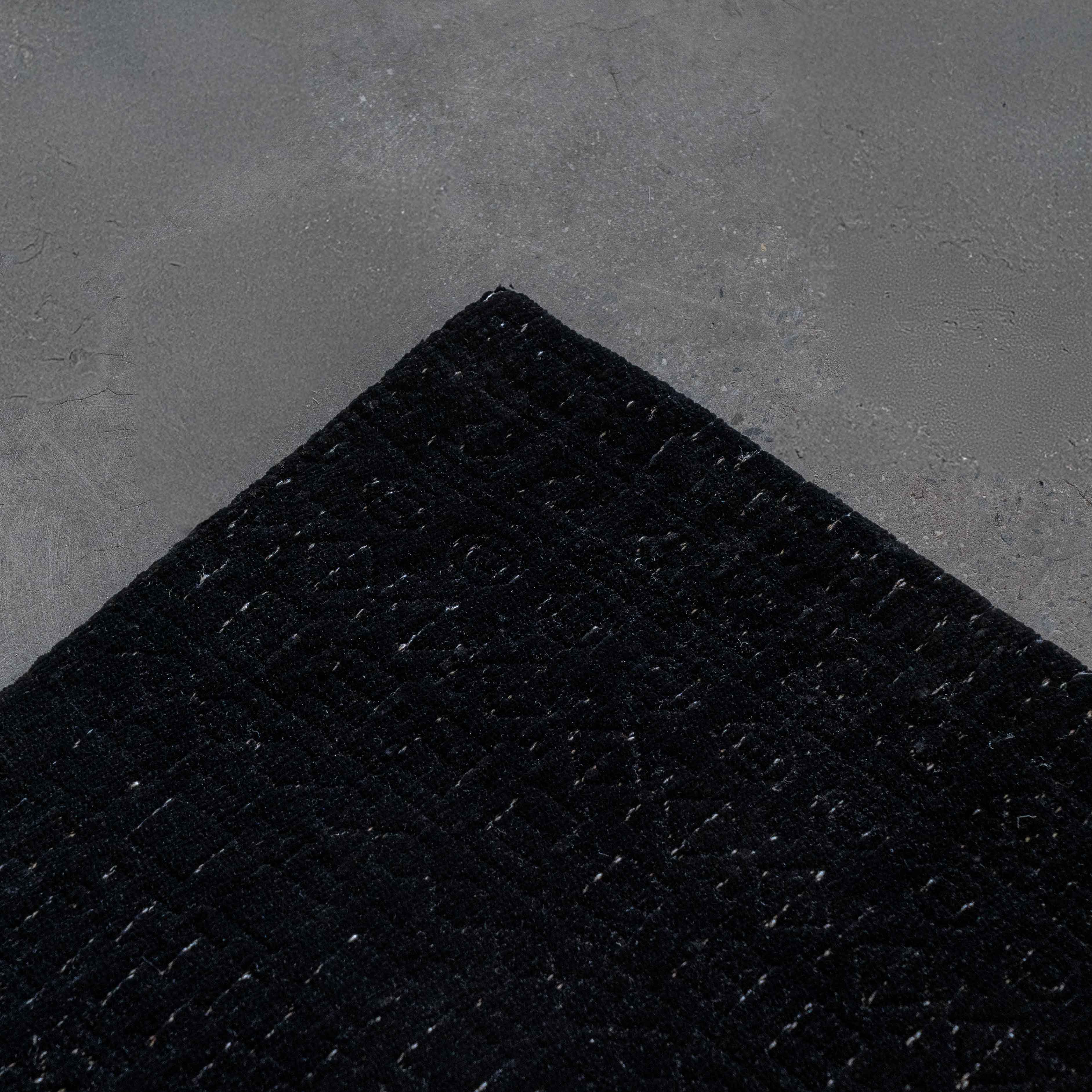 Black and Silver Handcrafted Wool Soft Classic Rug - Rugs - WS Living Furniture Furniture Store in Dubai