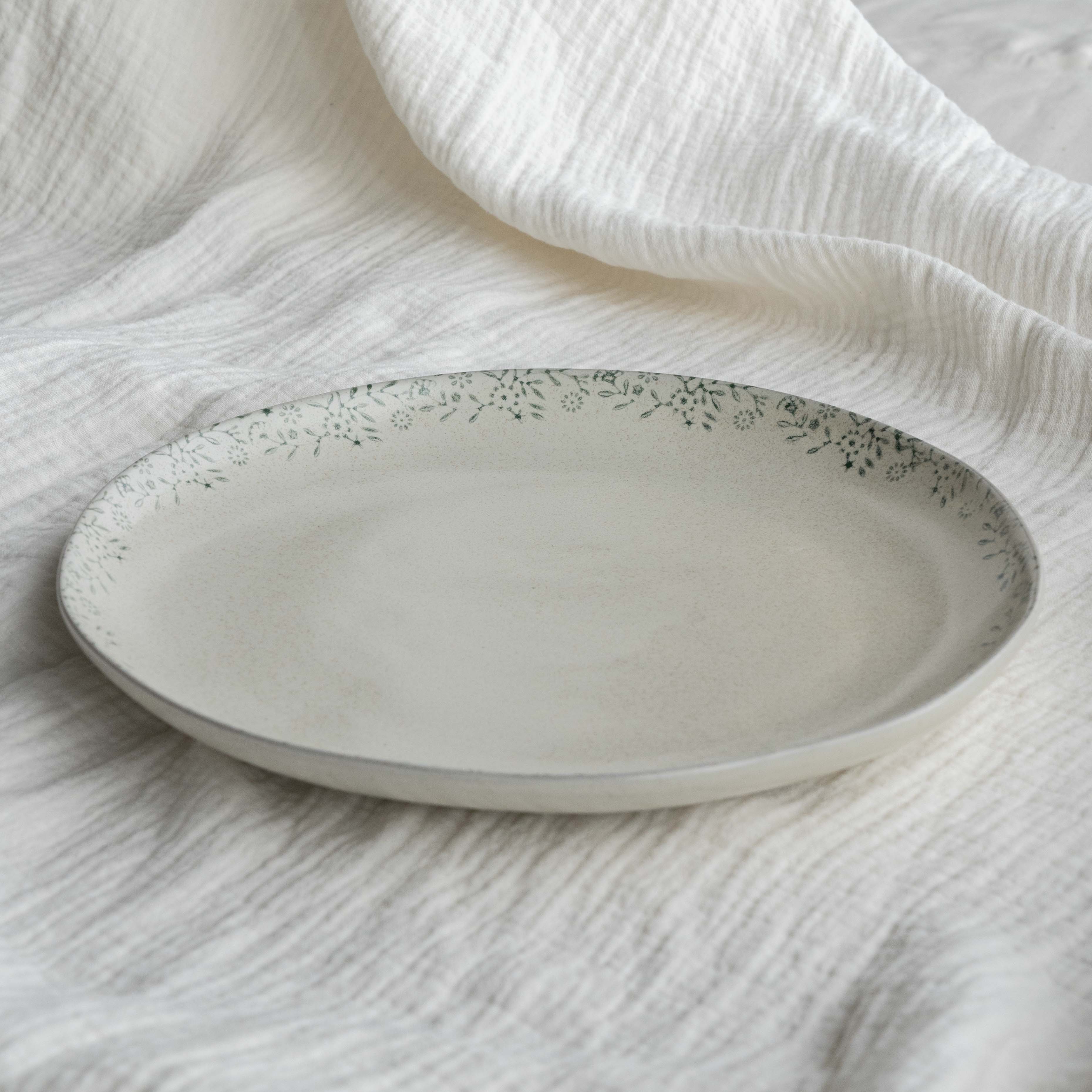 Classic Ceramic Dinner Plate - Green - Dinnerware Sets - WS Living Furniture  Furniture Store in Dubai