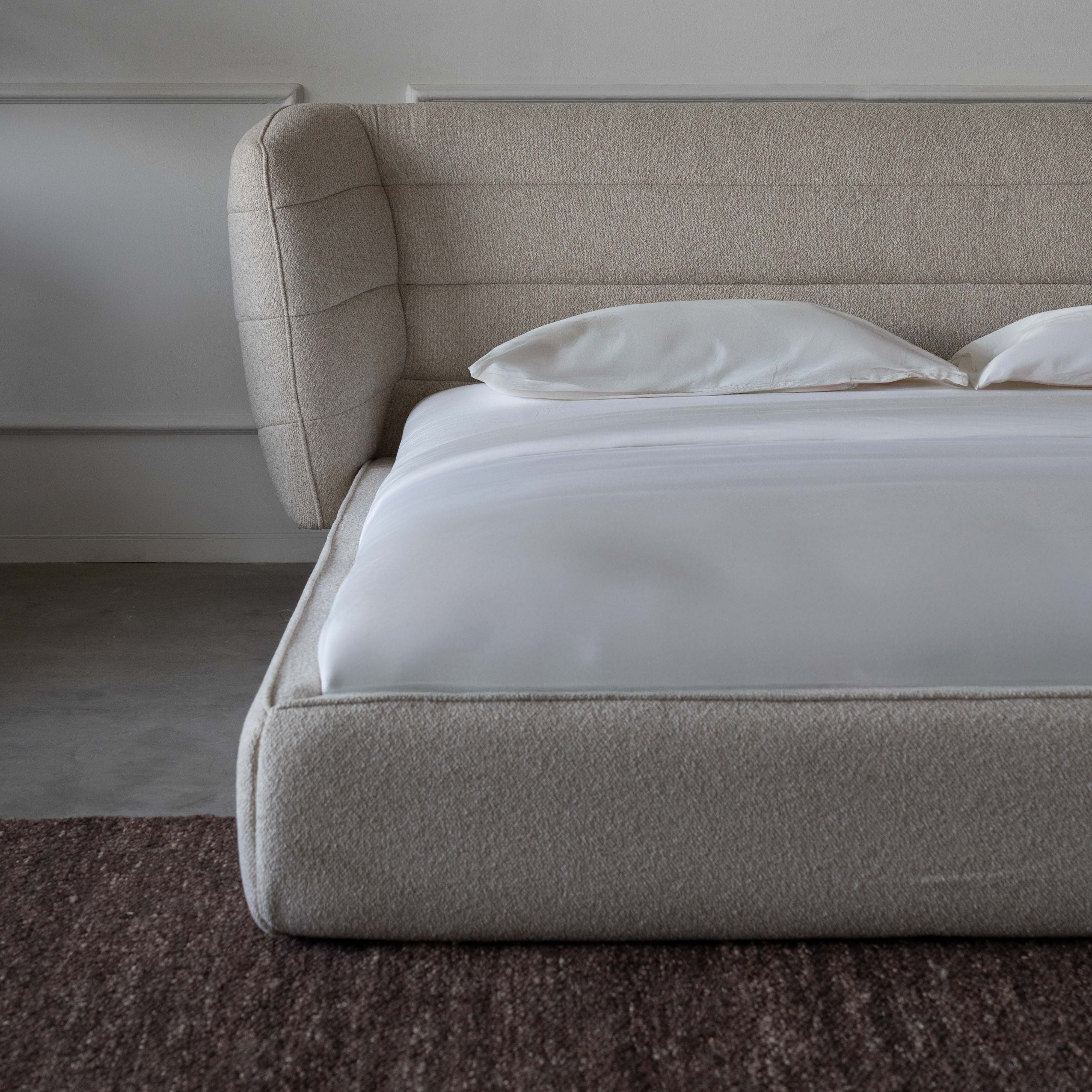 سرير ثاليا براون العصري والفاخر بحجم كينج 180×200 سم