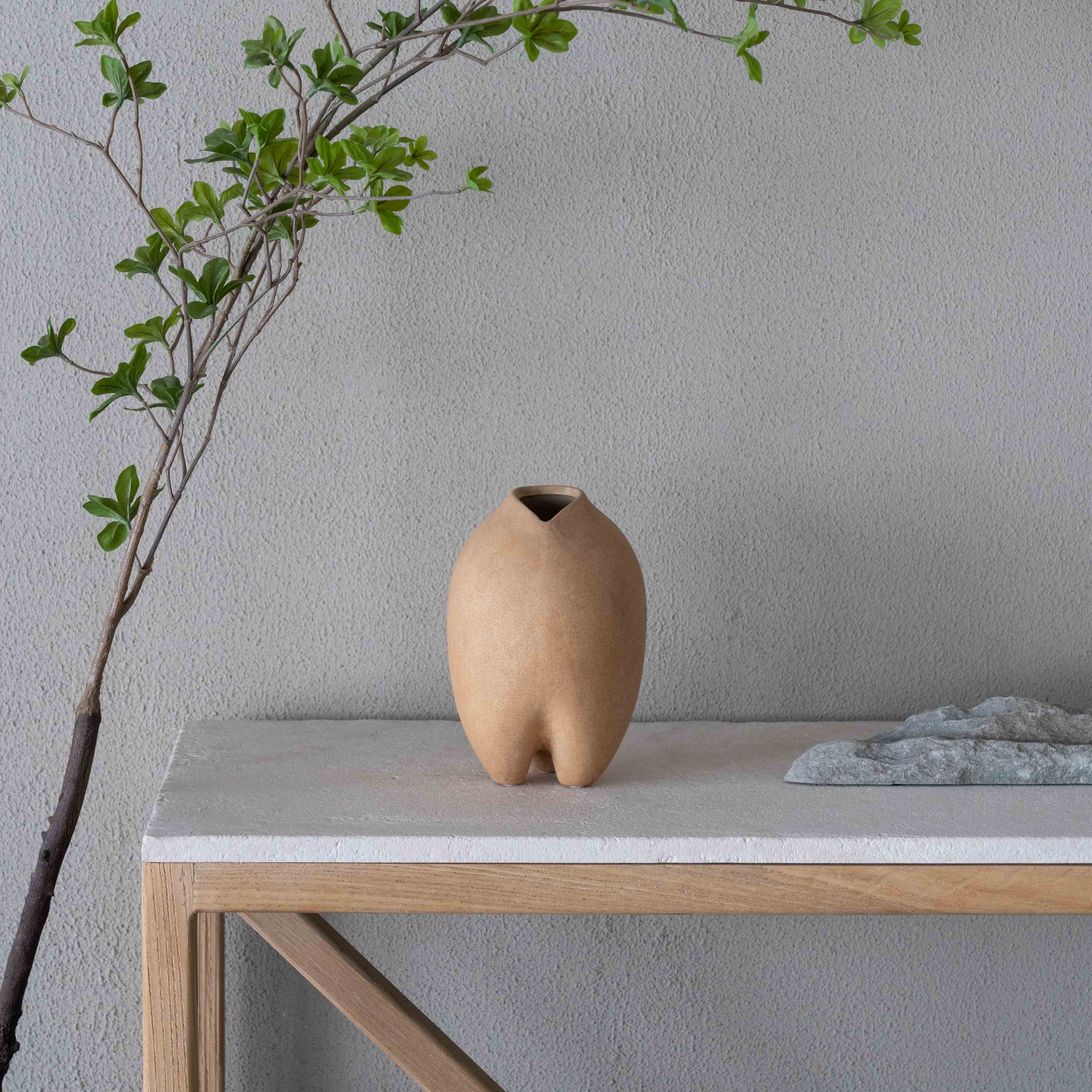 Craft Decorative Modern Ceramic Vase | Flower Pot - Vase - WS Living Furniture  Furniture Store in Dubai