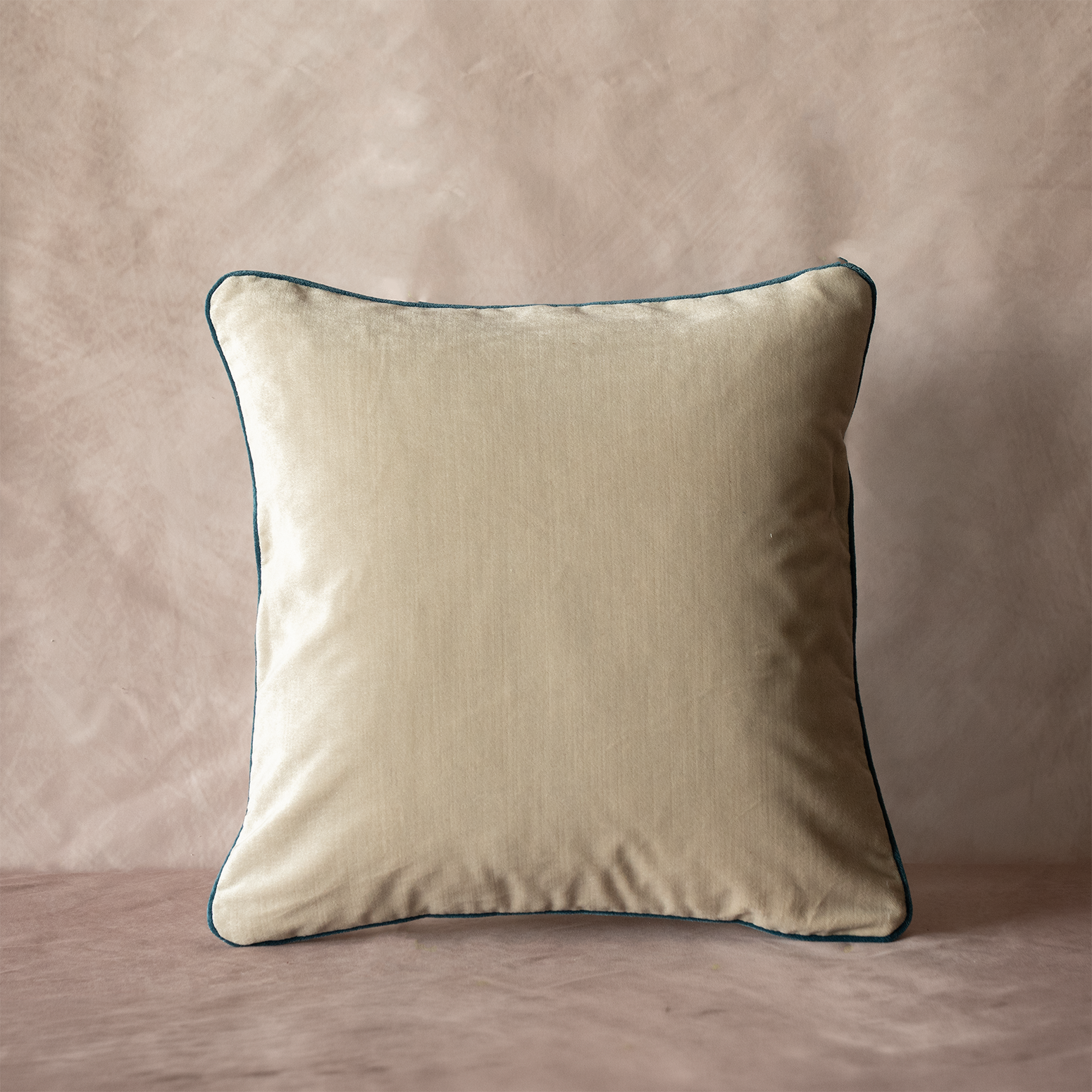 Pearl Velvet Cushion Cover