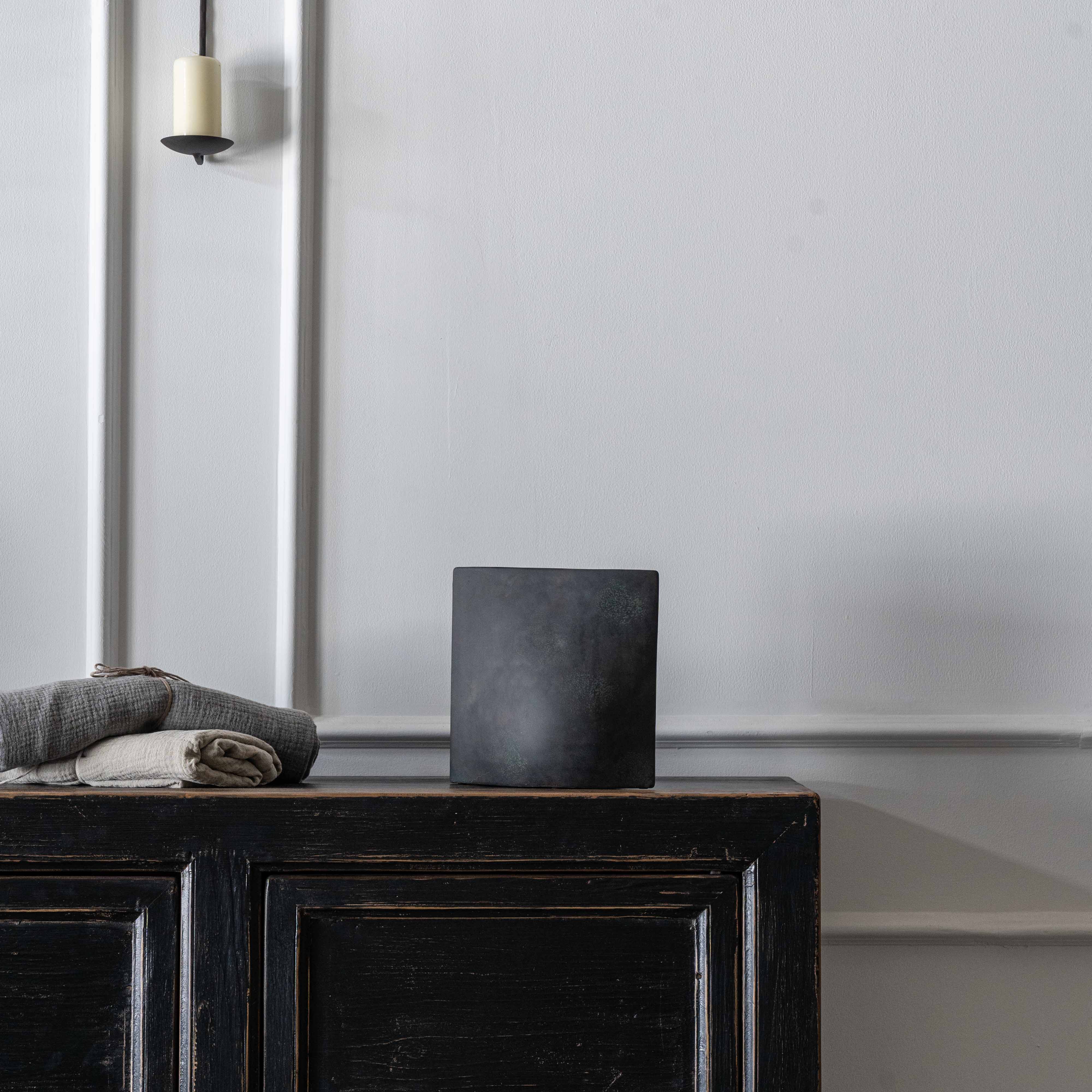 Ember Decorative Rectangle Black Vase | Flower Pot - Vase - WS Living Furniture Furniture Store in Dubai