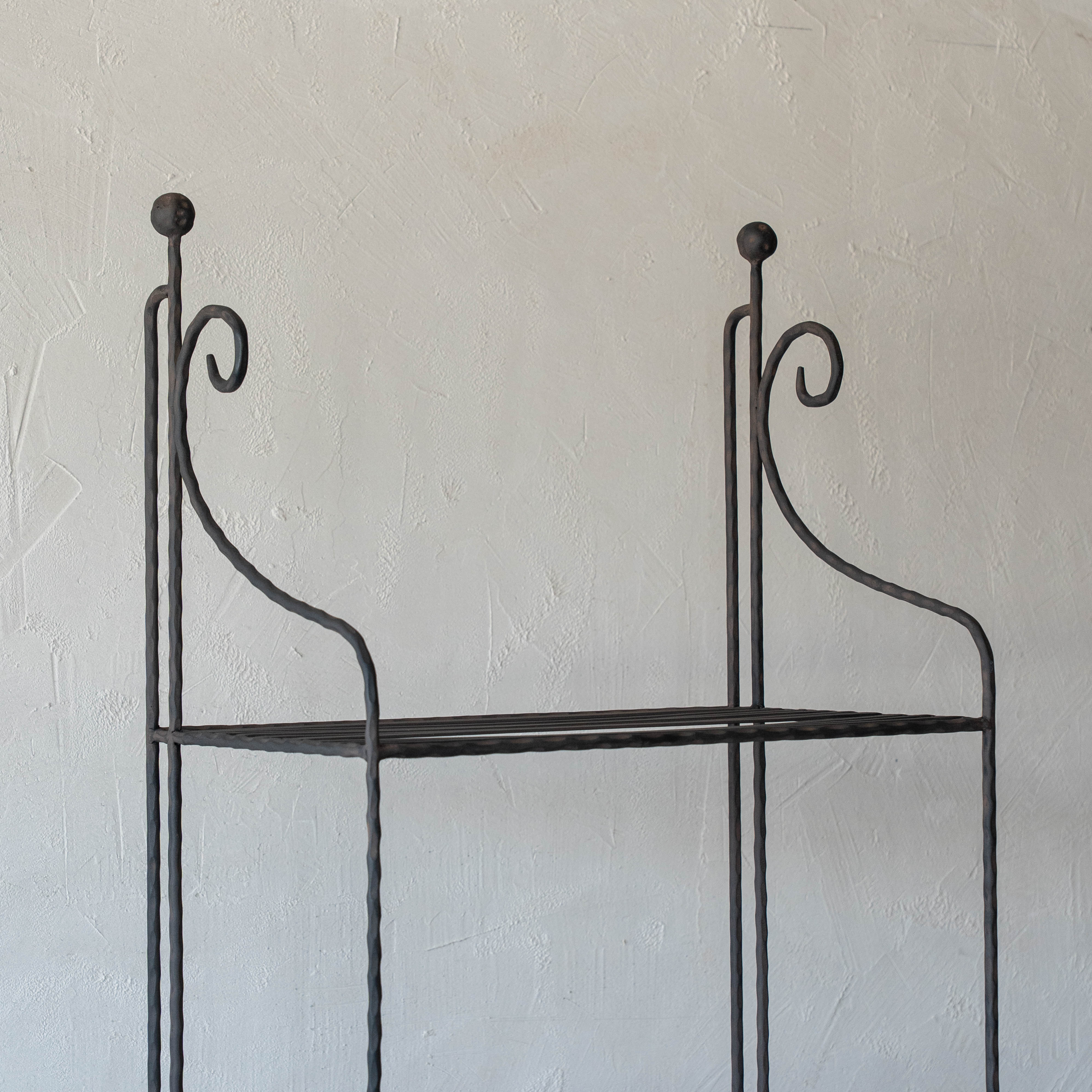 Eugolio Classic Style Steel Bookshelf