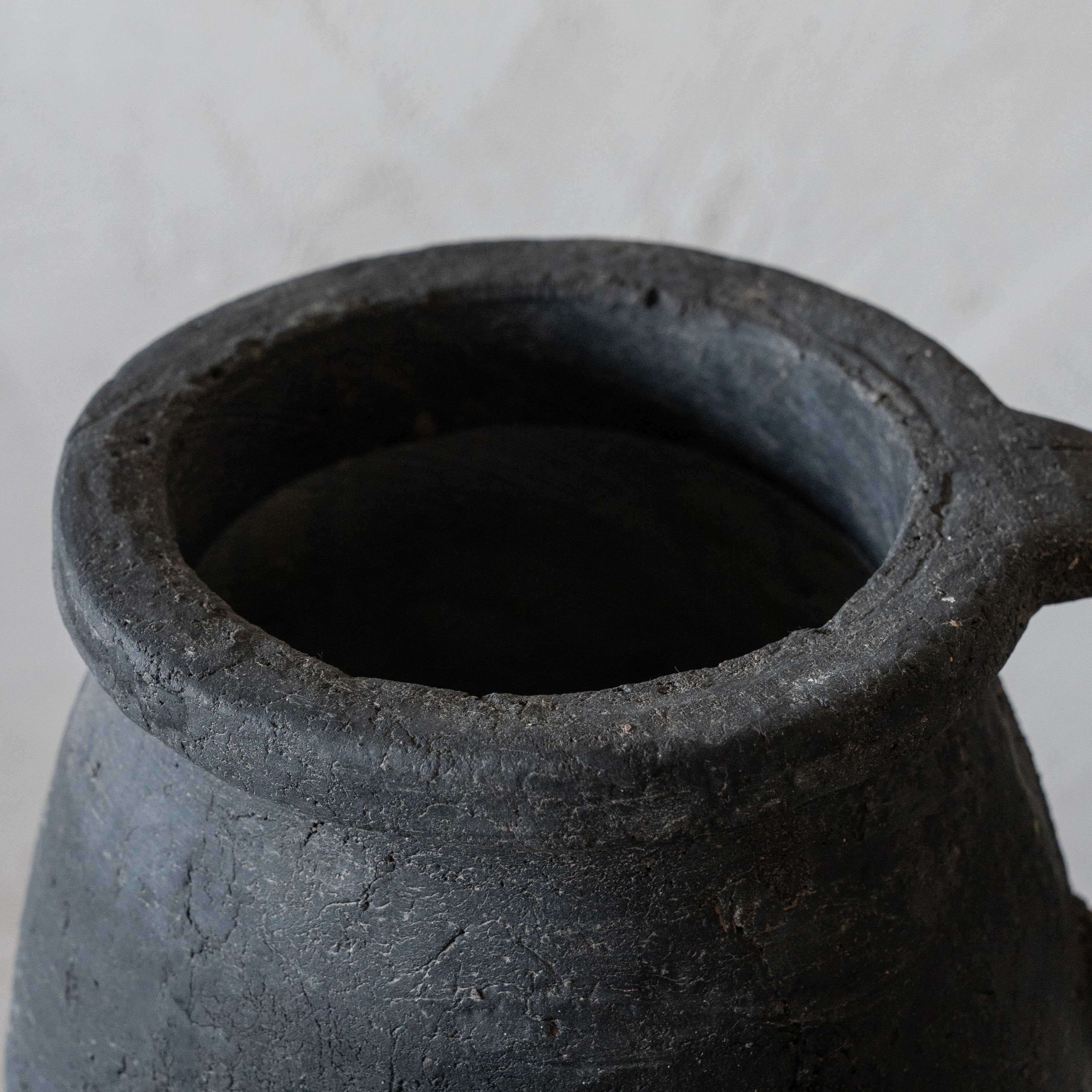 Tines Terracotta Vase With Handle | Flower Pot - Vase - WS Living Furniture Furniture Store in Dubai