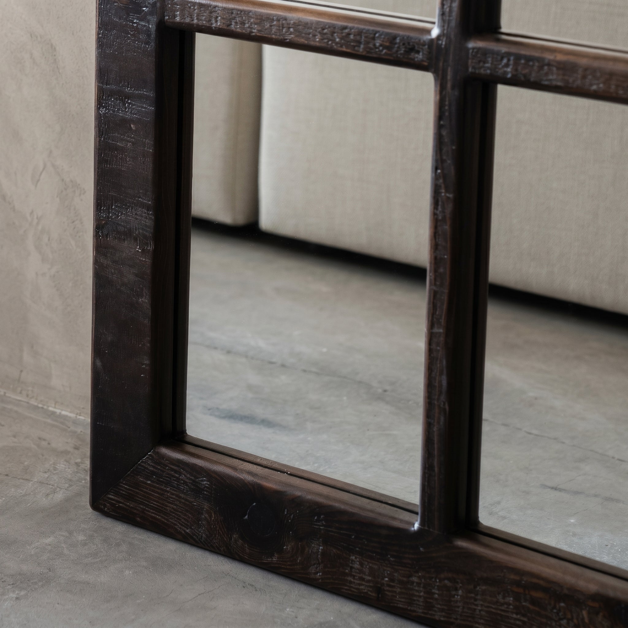 مرآة أرضية ألاسكا الكلاسيكية البيضاء بطول كامل - كبيرة