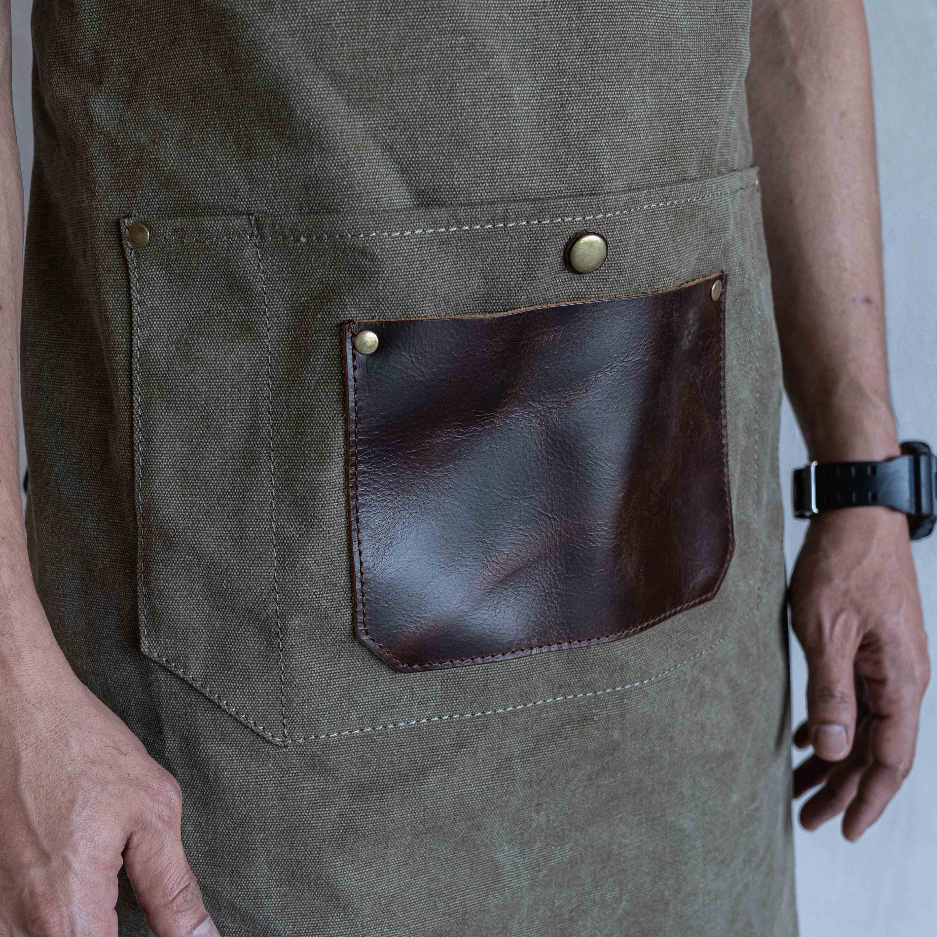 Genuine Leather Apron - Apron - WS Living - UAE Modern Home Furniture Stores in Dubai