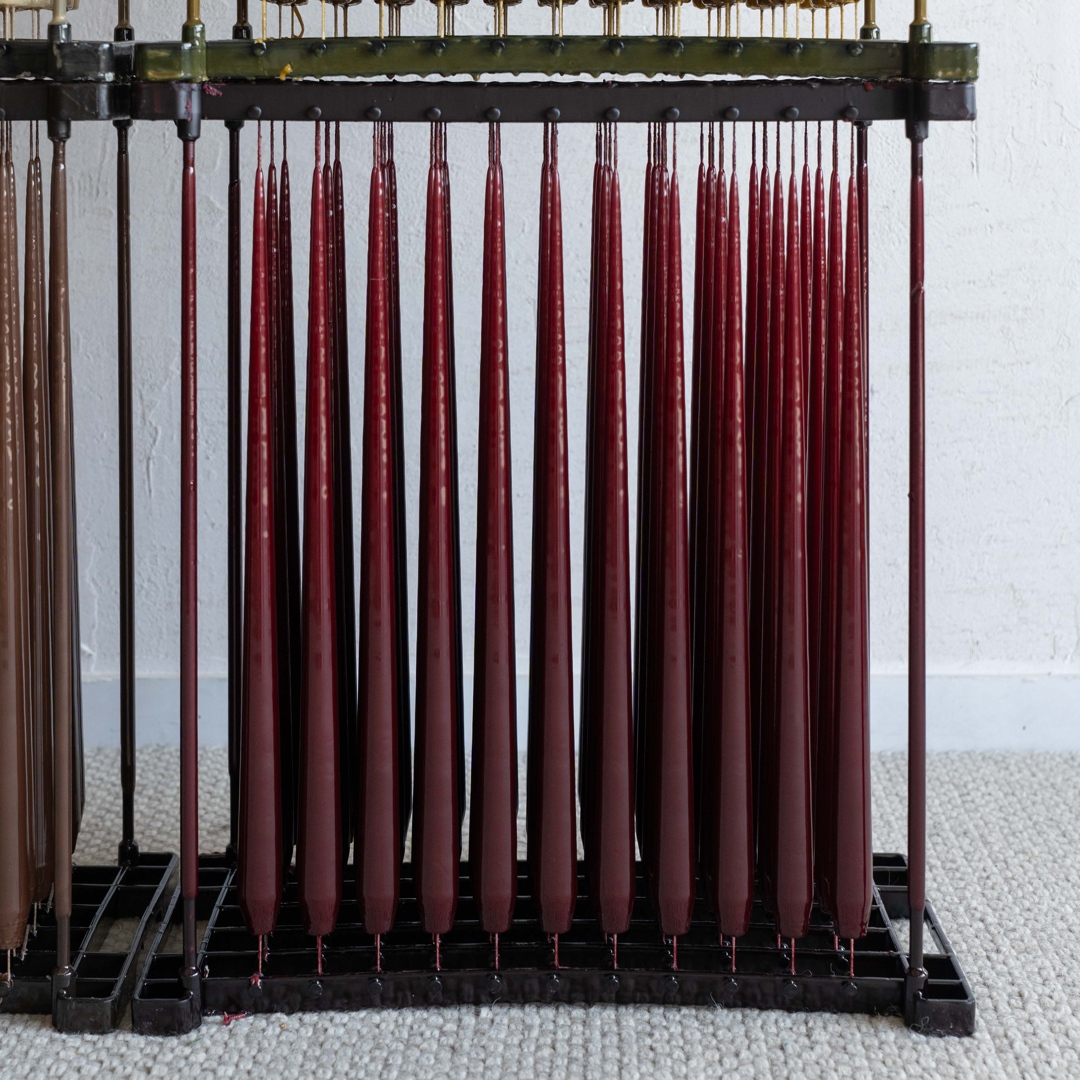 Glow Mist Tapered Candle - Burgundy