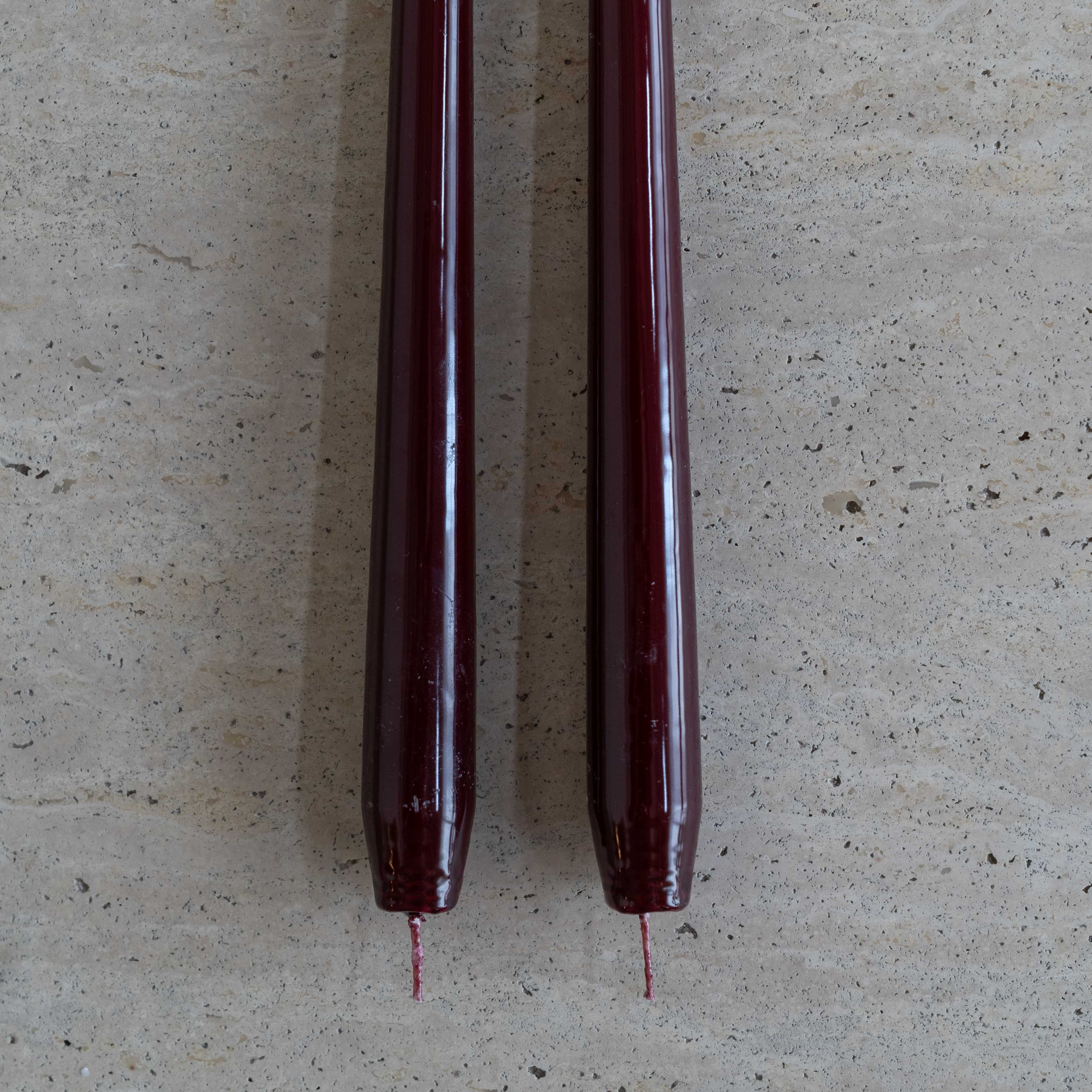 Glow Mist Tapered Candle - Burgundy