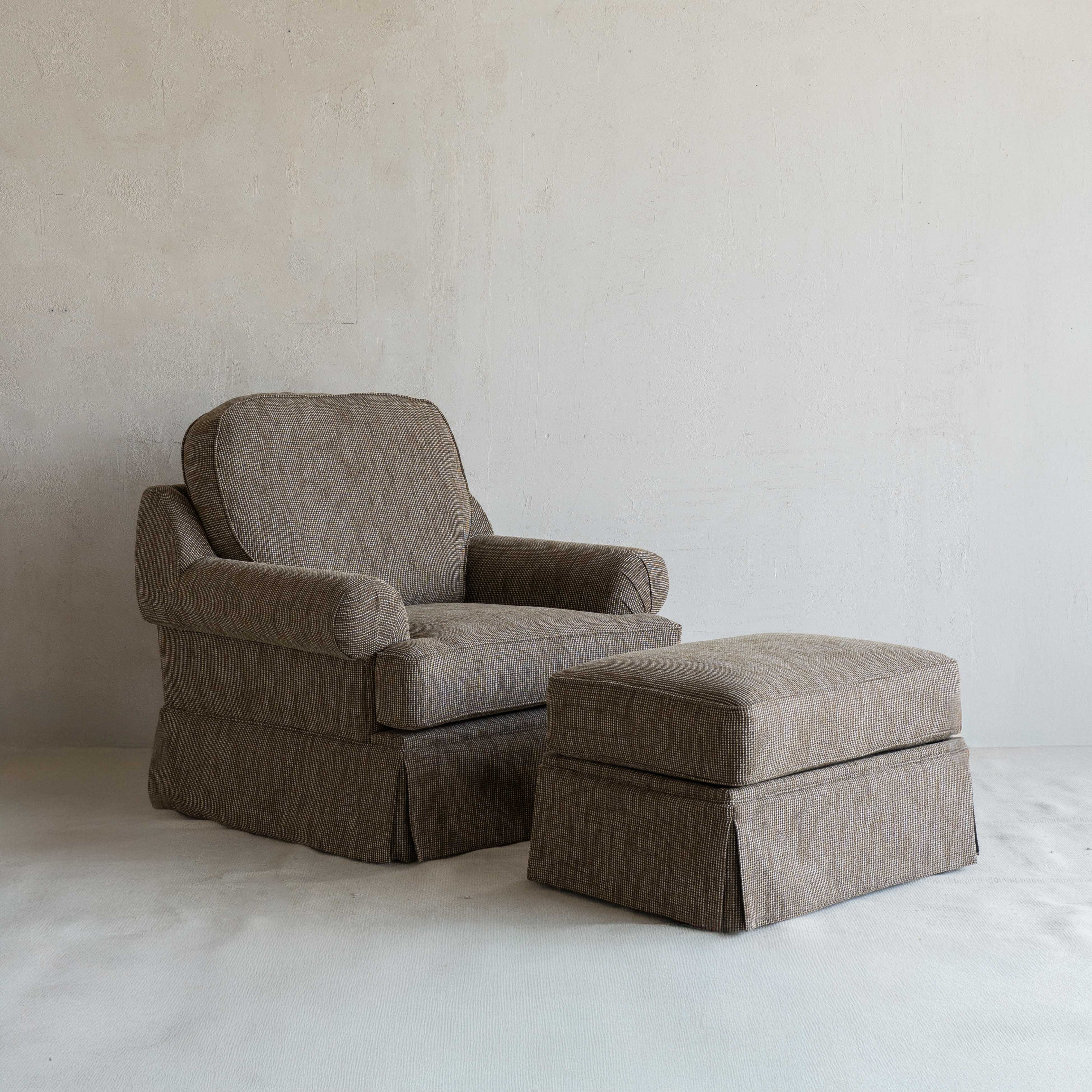 كرسي بذراعين كلاسيكي معاصر مستوحى من فيلم العراب - بني