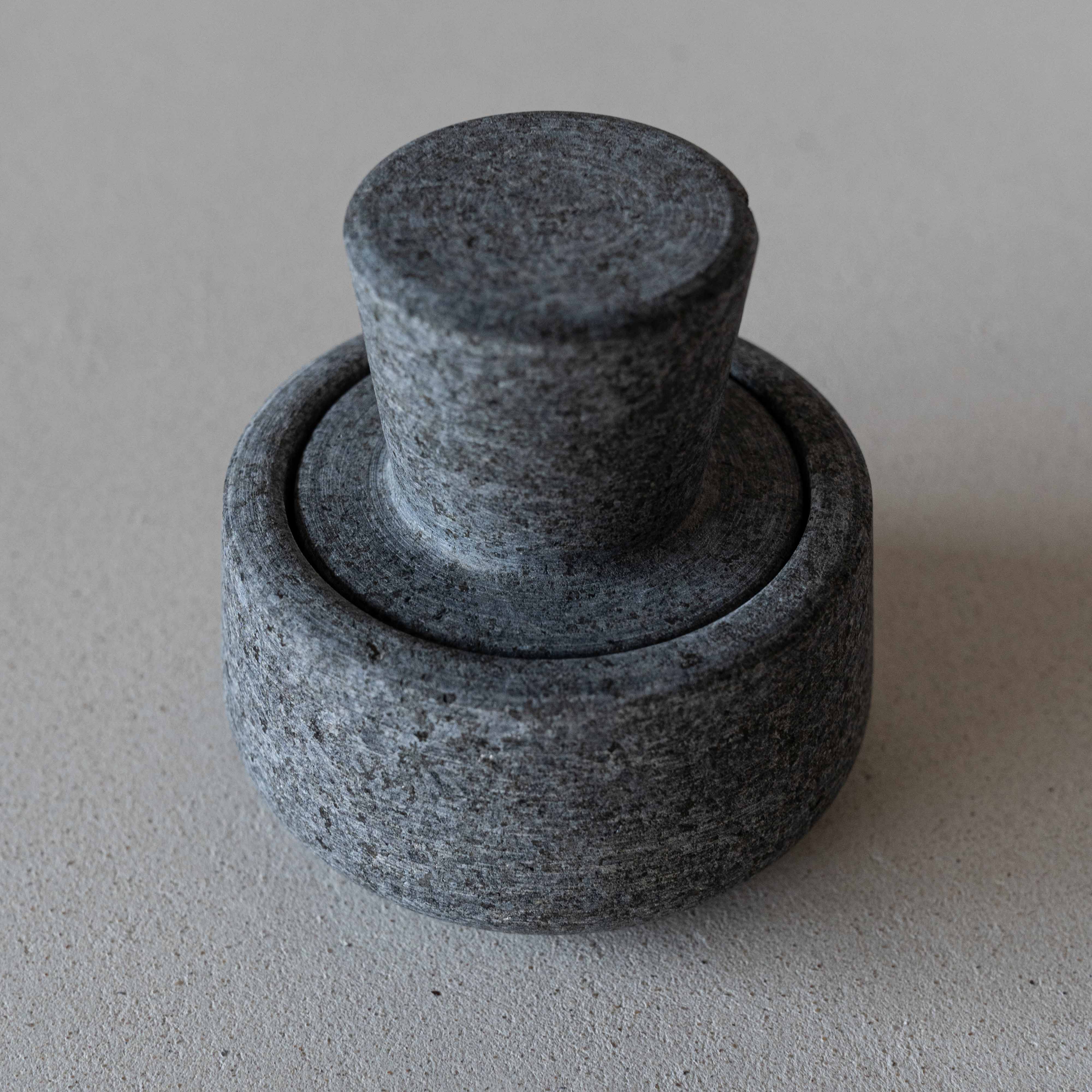 Granite Mortar & Pestle - Small - - WS Living - UAE Modern Home Furniture Stores in Dubai