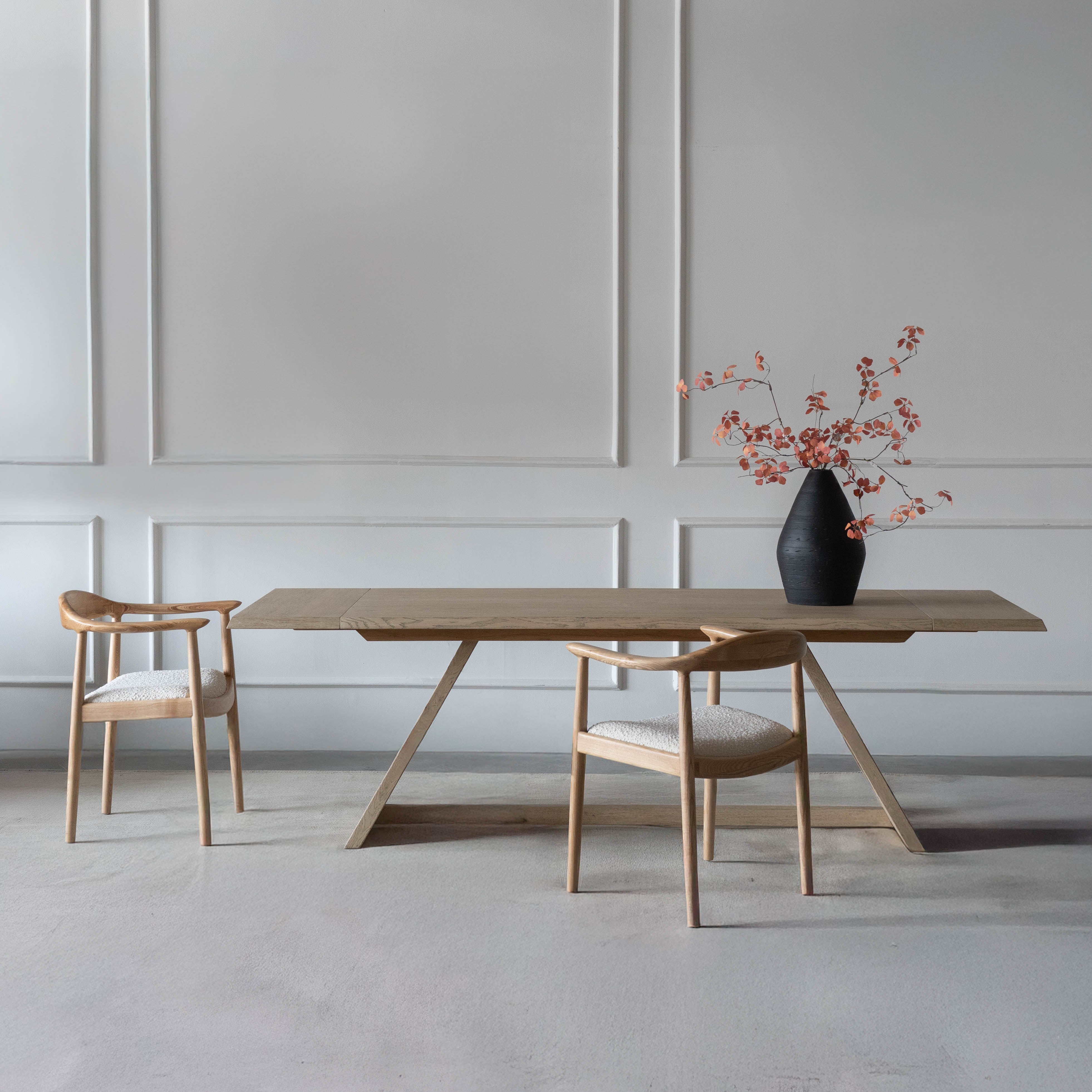 طاولة طعام مستطيلة من الخشب الصلب من هيكاري