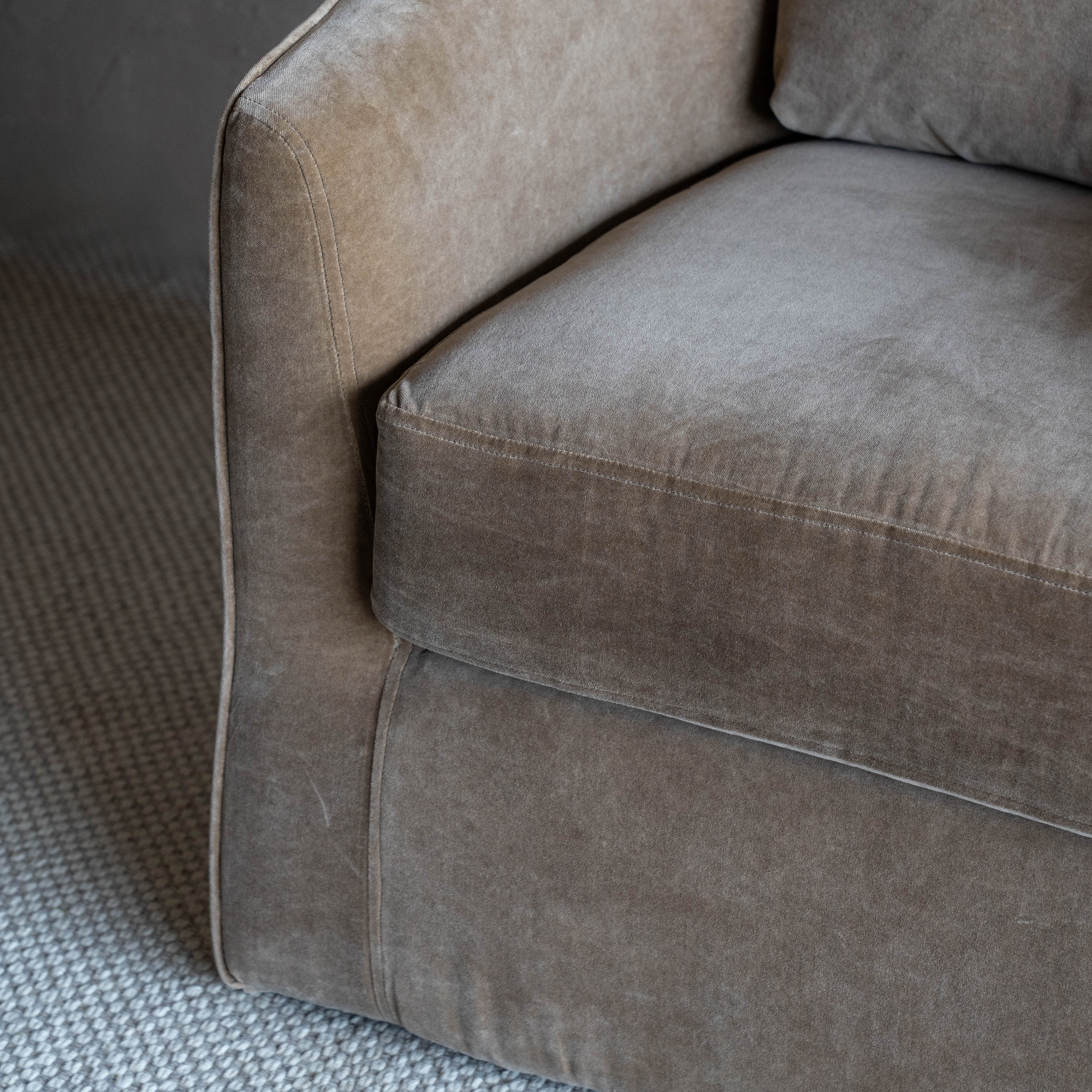Kaira Modern Swivel Armchair - Camel Brown
