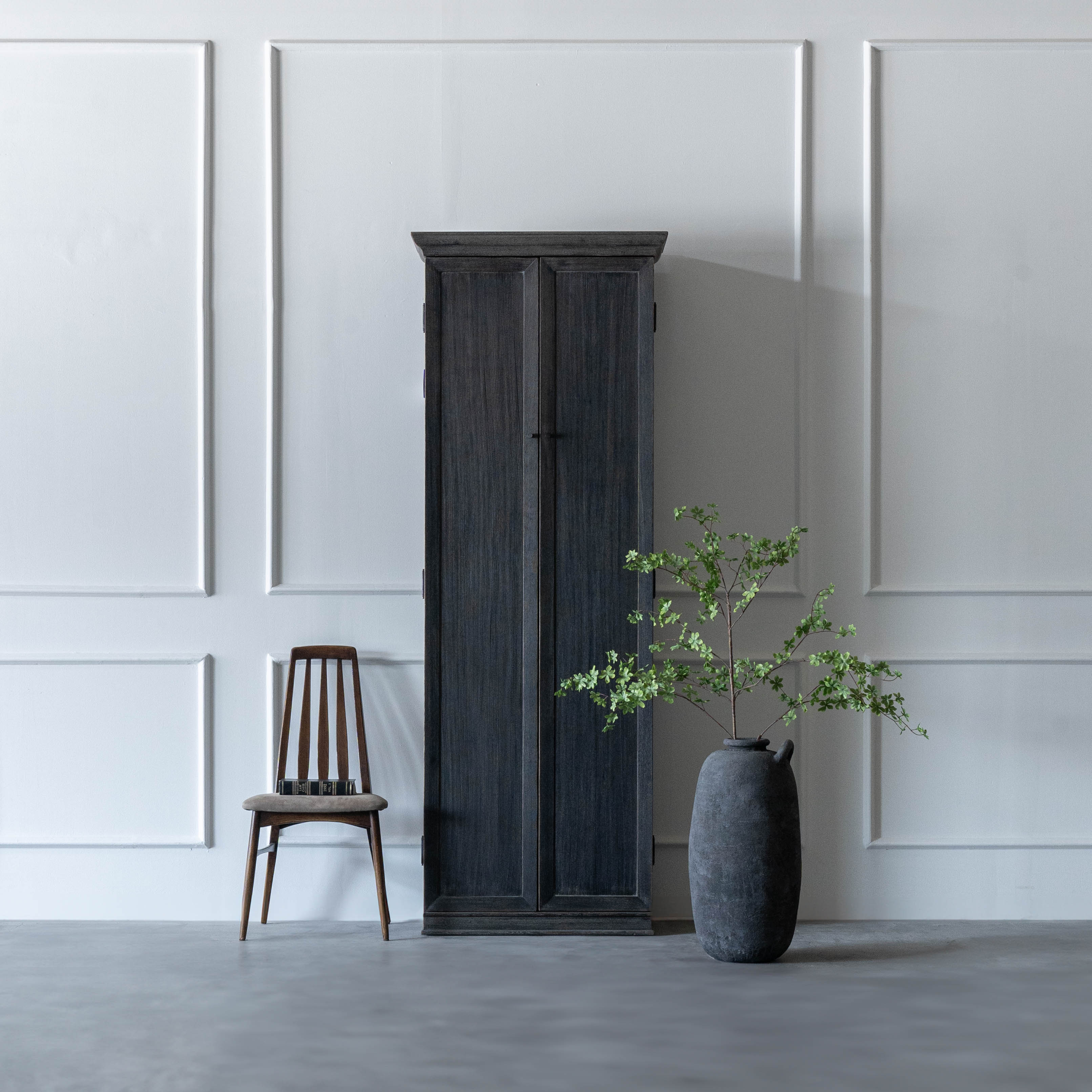 Mayka Antique Classic Storage Cabinet - Cabinet - WS Living - UAE Modern Home Furniture Stores in Dubai