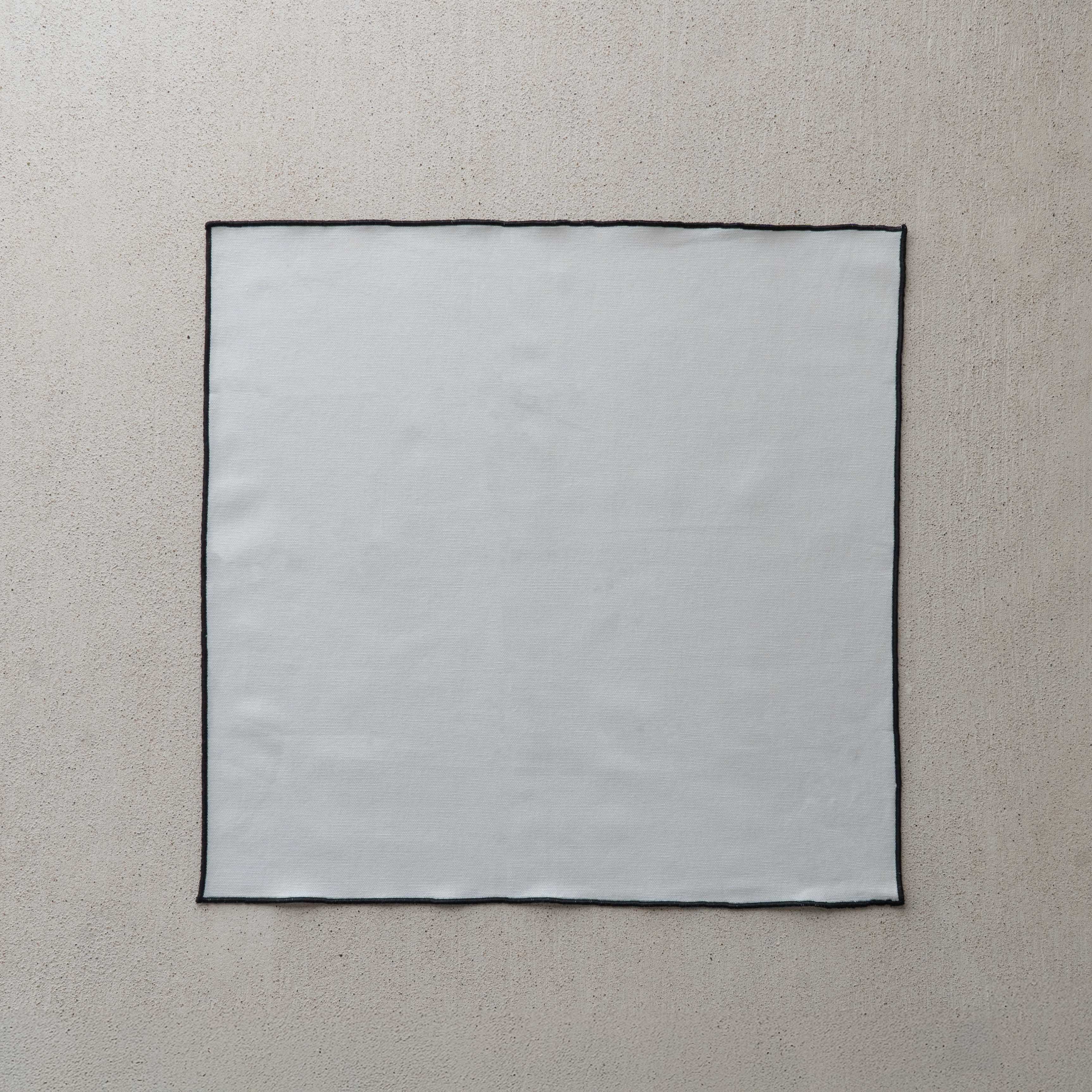 طقم مناديل طاولة من الكتان مكون من قطعتين - أبيض/خردلي