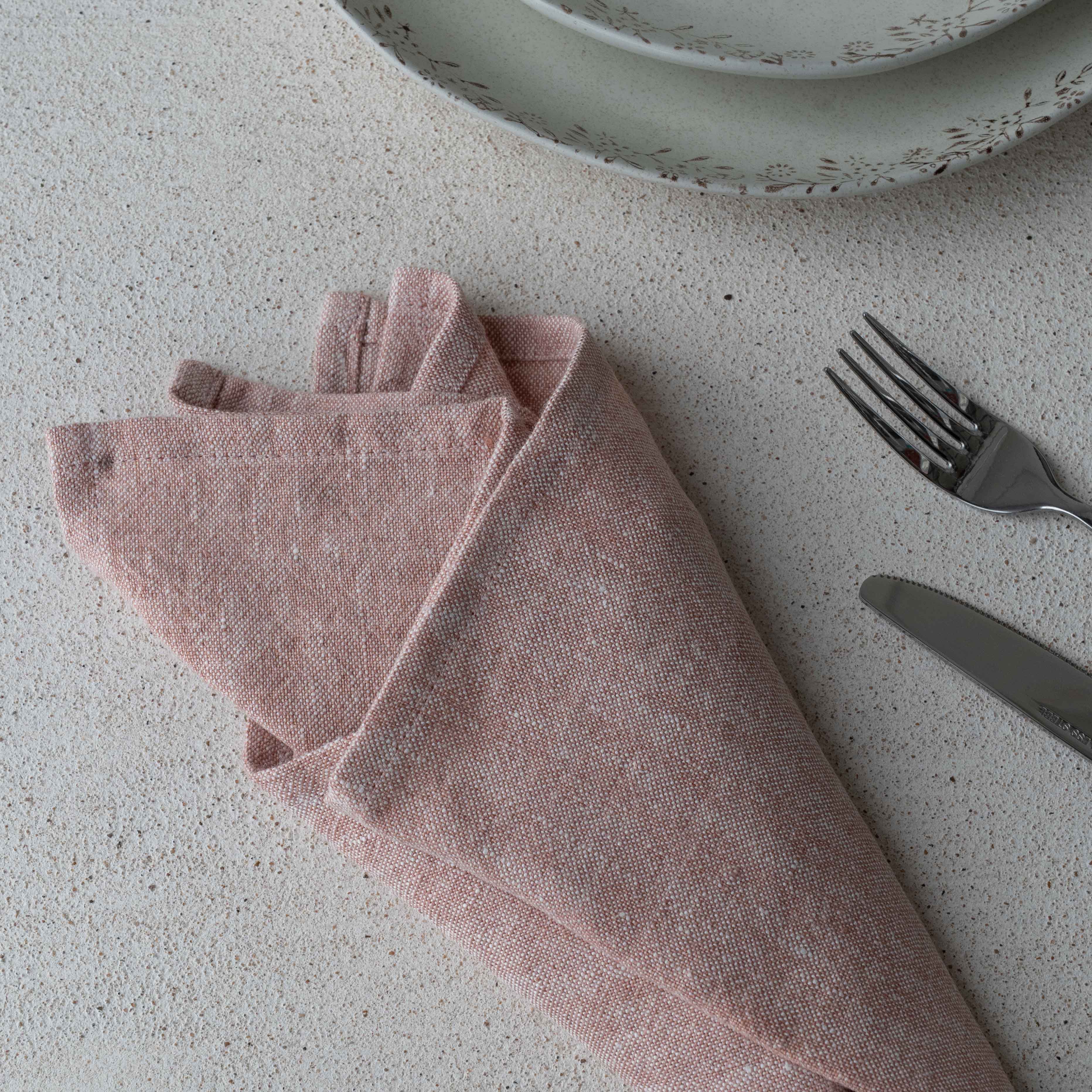 مجموعة مناديل طاولة منقوشة مكونة من قطعتين - رمادي