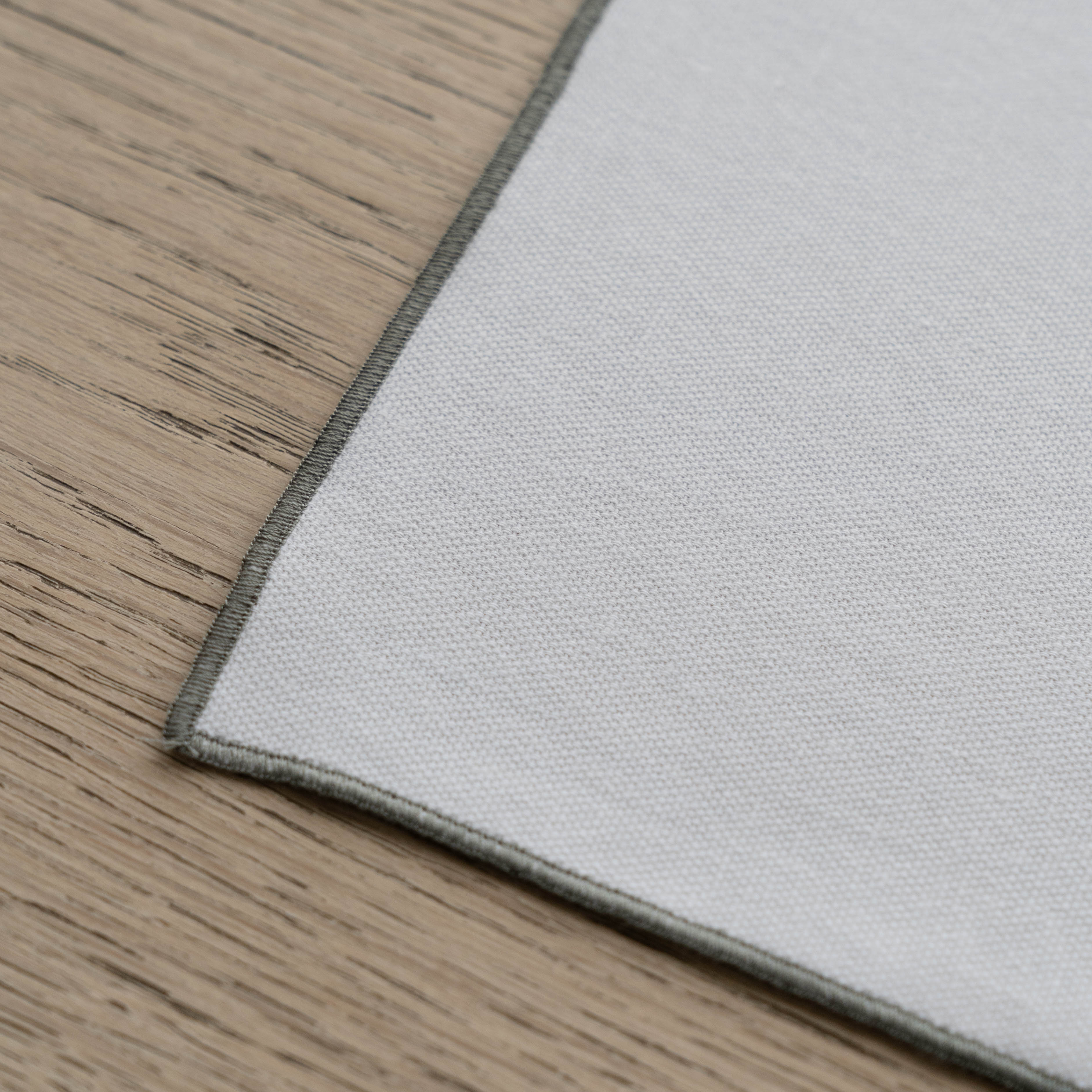 WS - طقم مناديل طاولة من الكتان مكون من قطعتين - أبيض/أخضر