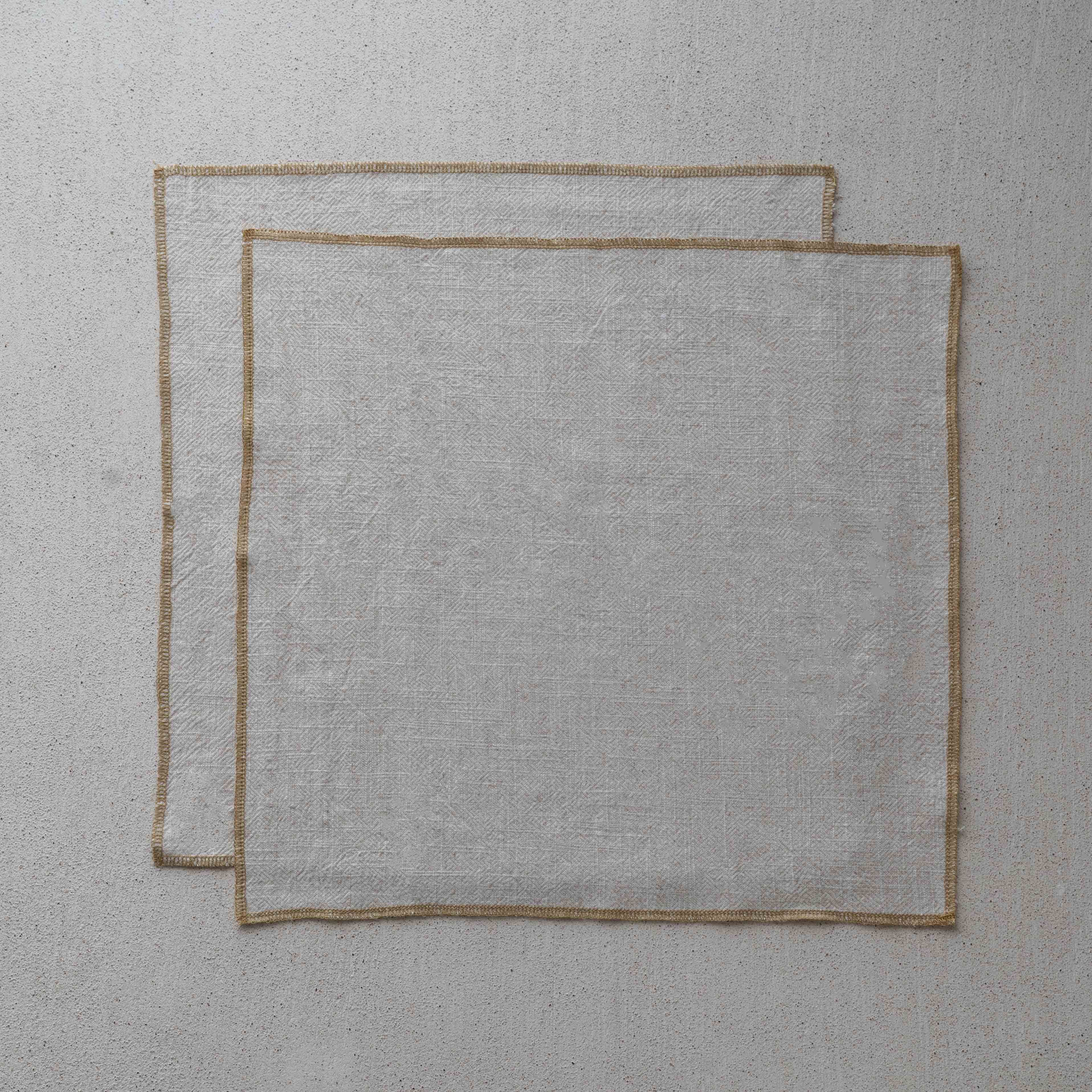 مجموعة مناديل طاولة منقوشة مكونة من قطعتين - رمادي