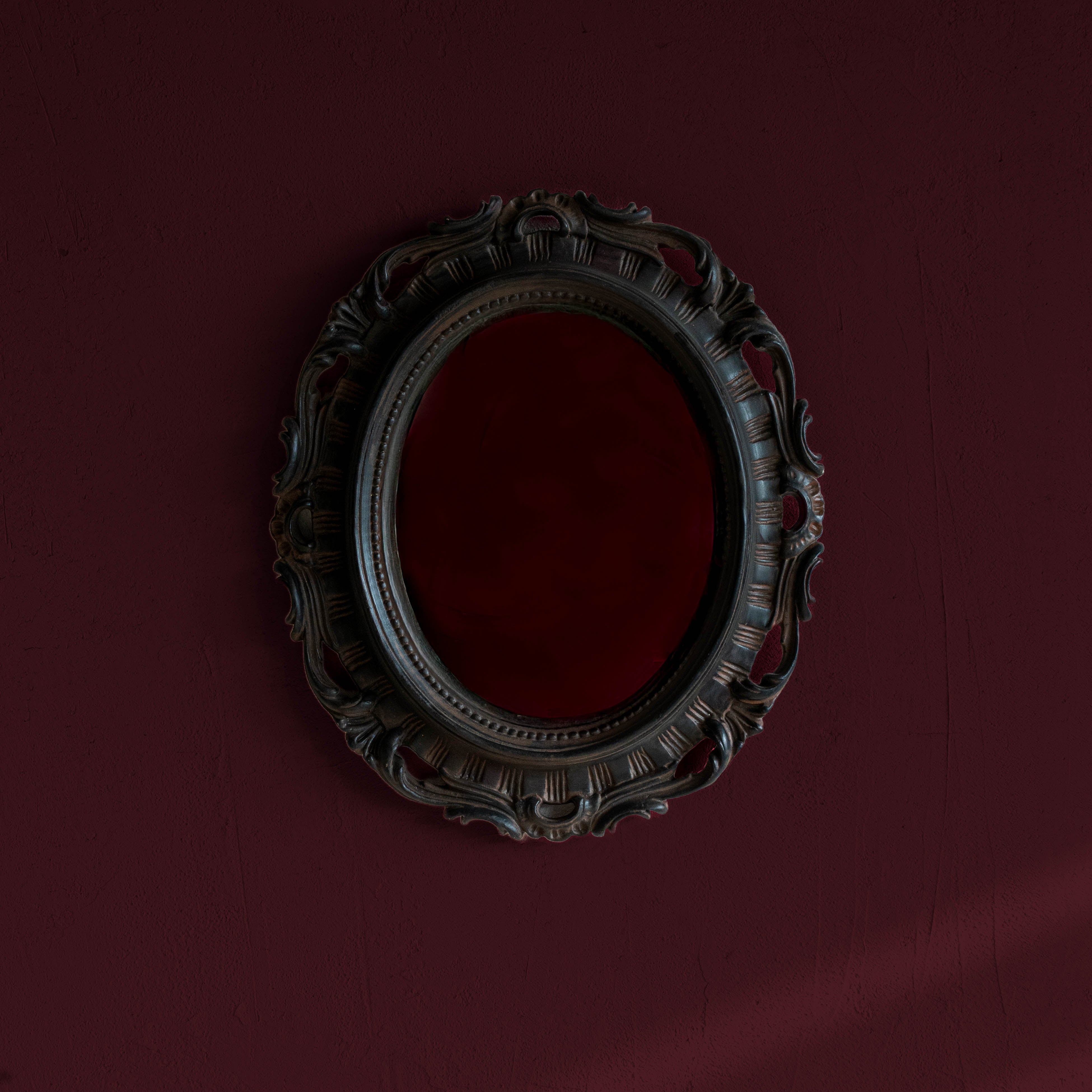 Ethereal Antique Oval Wall Mirror - SMALL