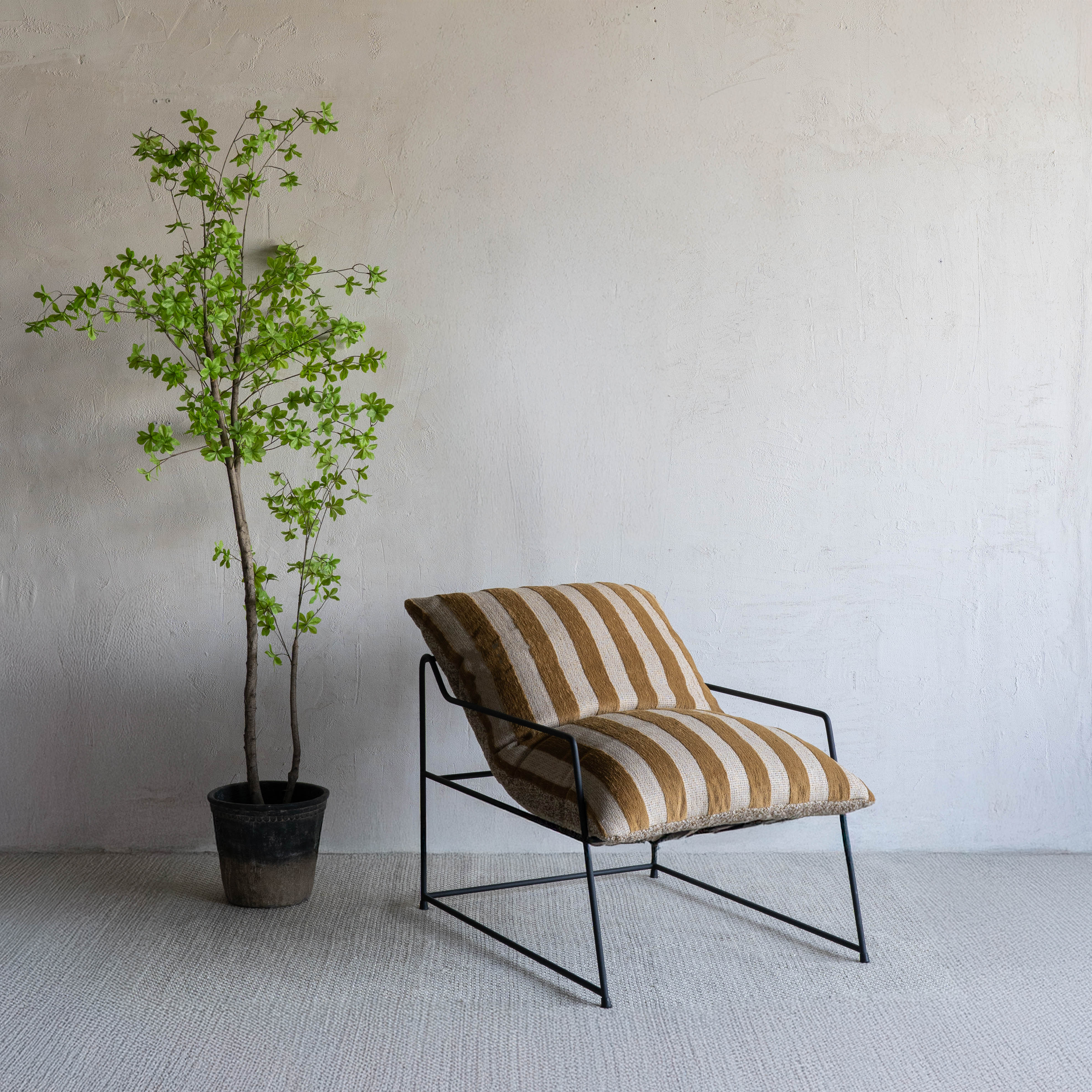 Novato Comfortable Relax Lounge Chair - Mustard