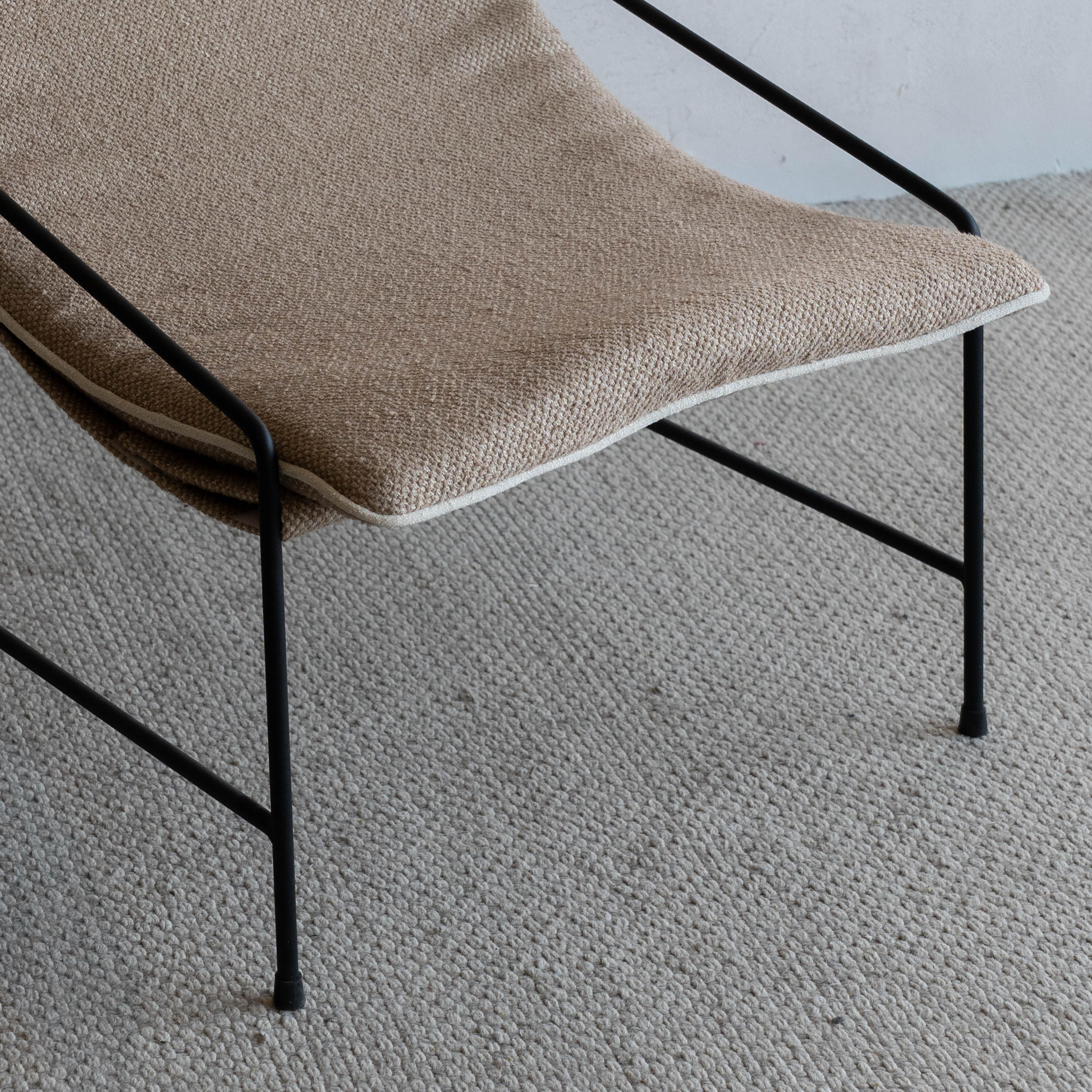 Axis Sling Sun Relax Lounge Chair - BEIGE