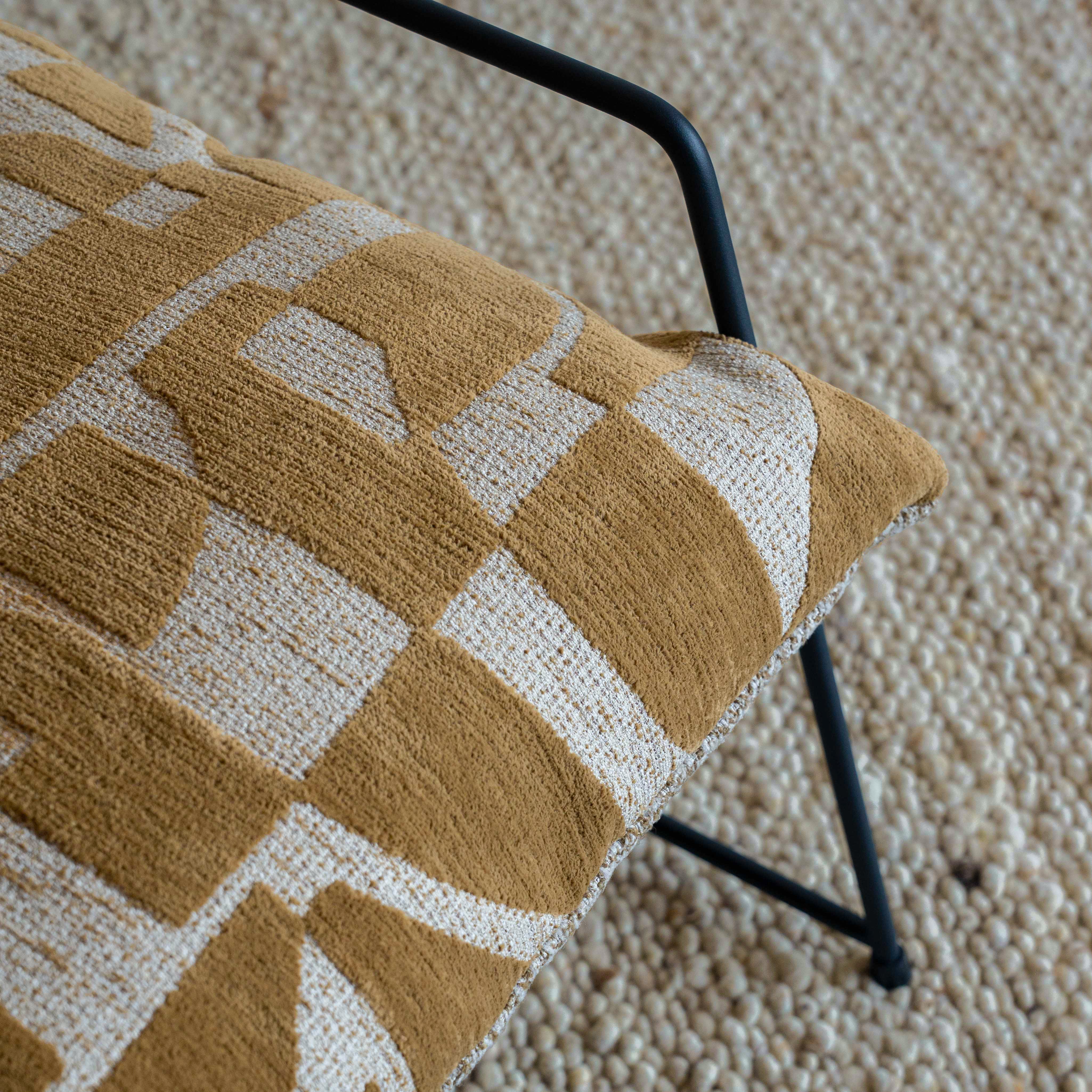 Novato Comfortable Relax Lounge Chair - Abstract Mustard