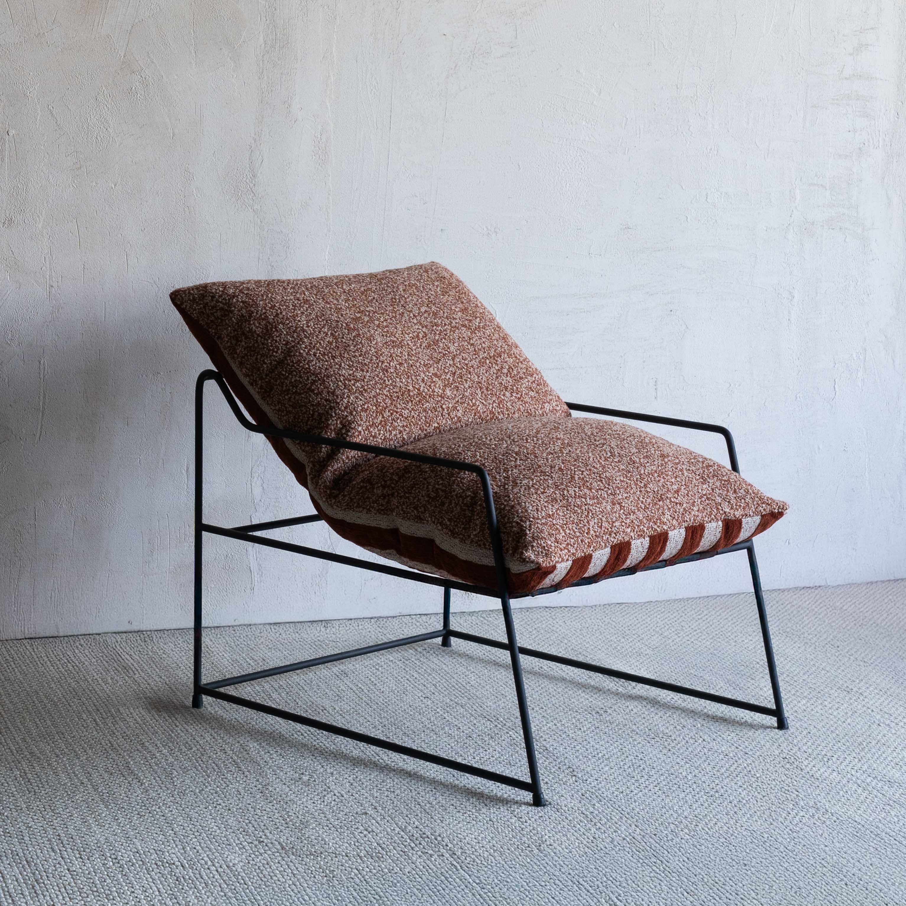 Novato Comfortable Relax Lounge Chair - Brown Strip
