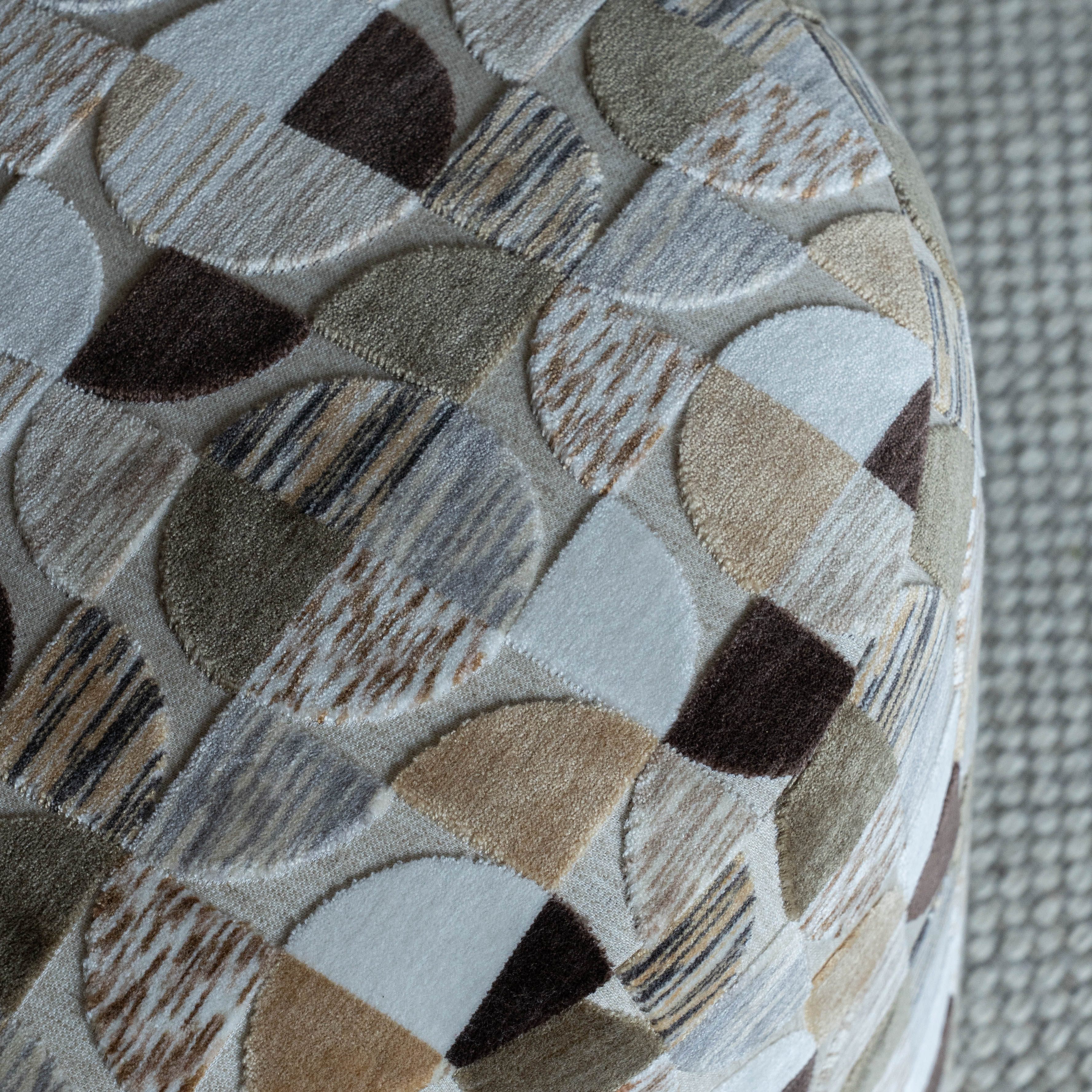 Numa Round Pouf - Multi Beige