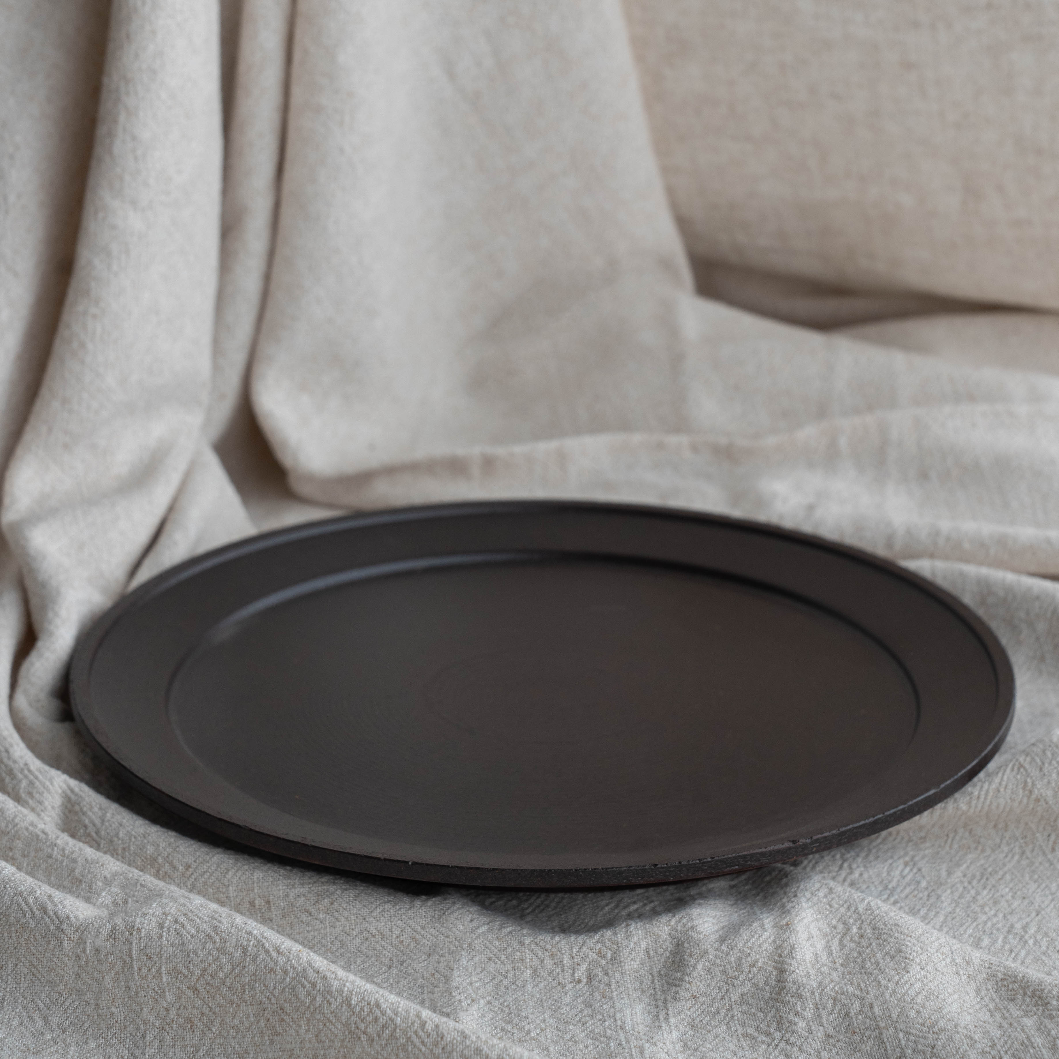 Claycore Terracotta Dinner Plate - Black | Big