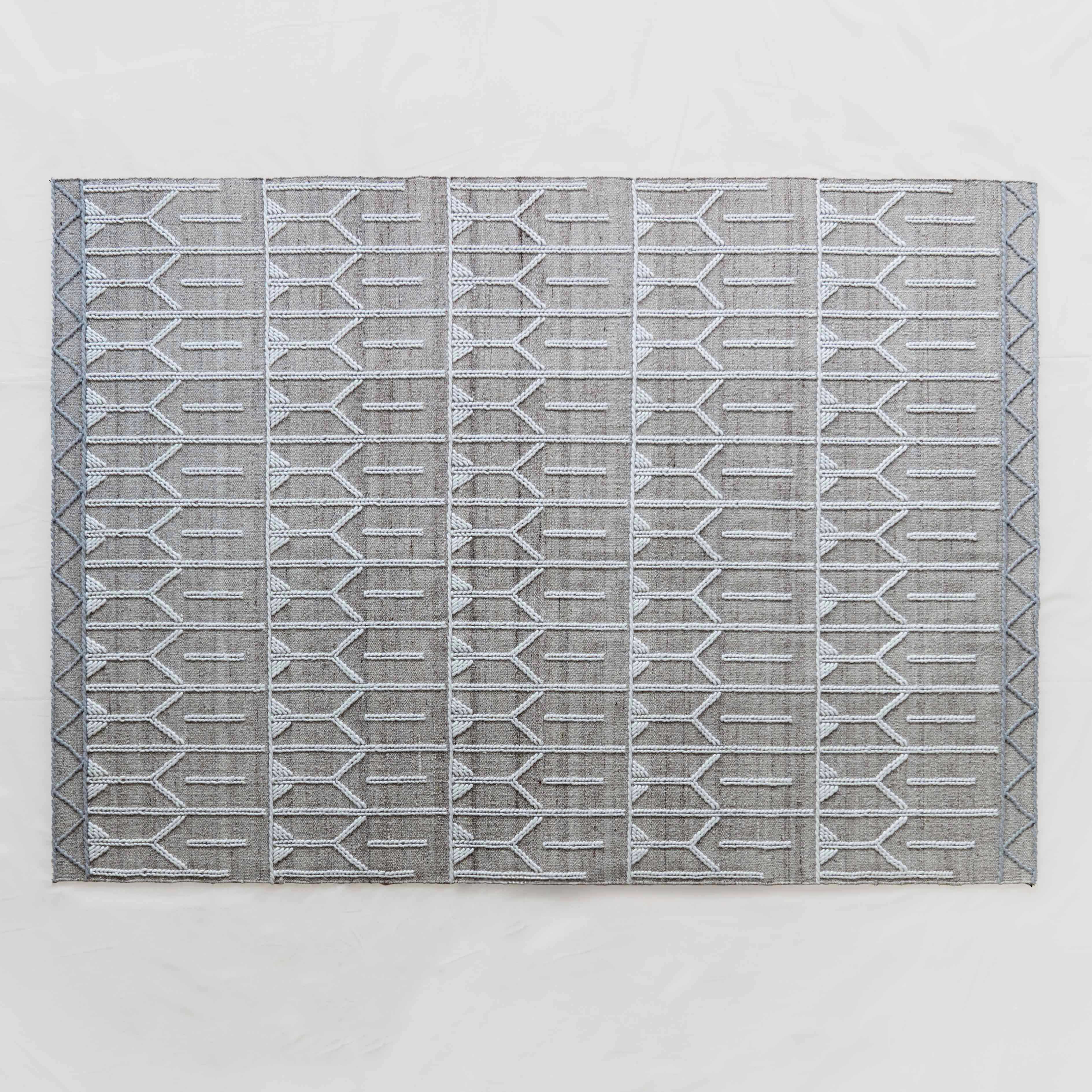 سجادة صوفية مصنوعة يدوياً من مجموعة برينسيس لاين