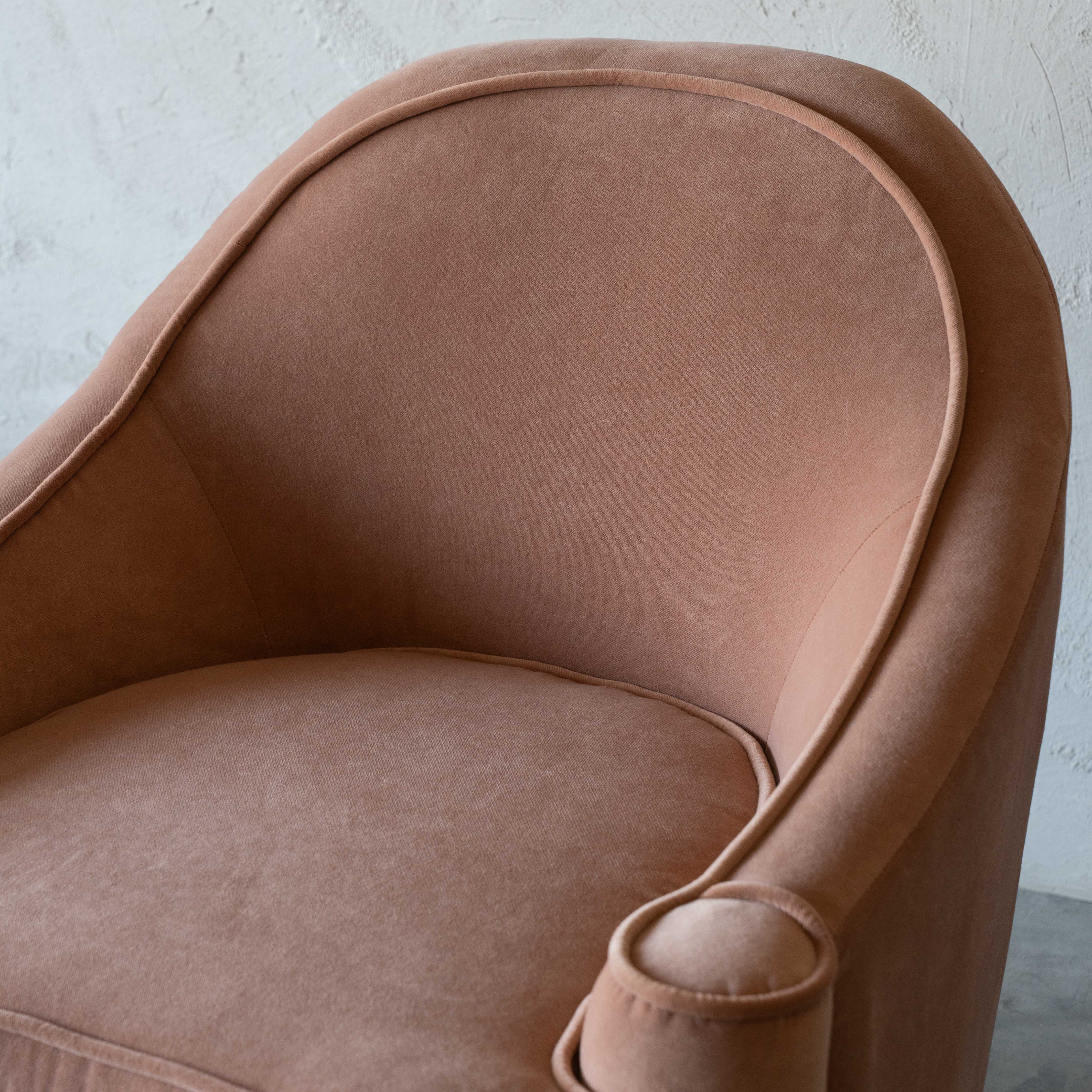 Royale Cozy Modern Lounge Chair - PEACH