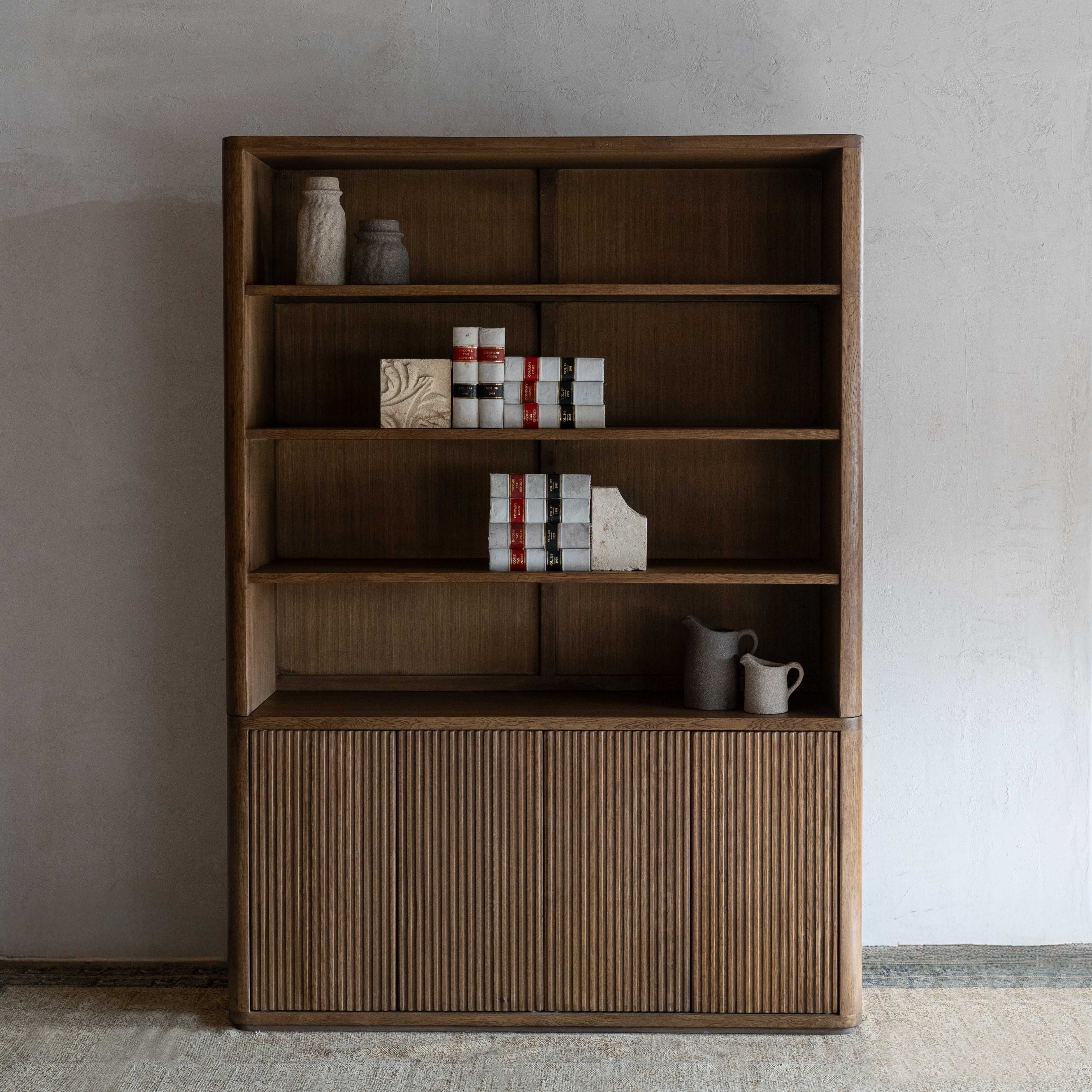 Ruvic Vintage Style Display Shelf And Cabinet