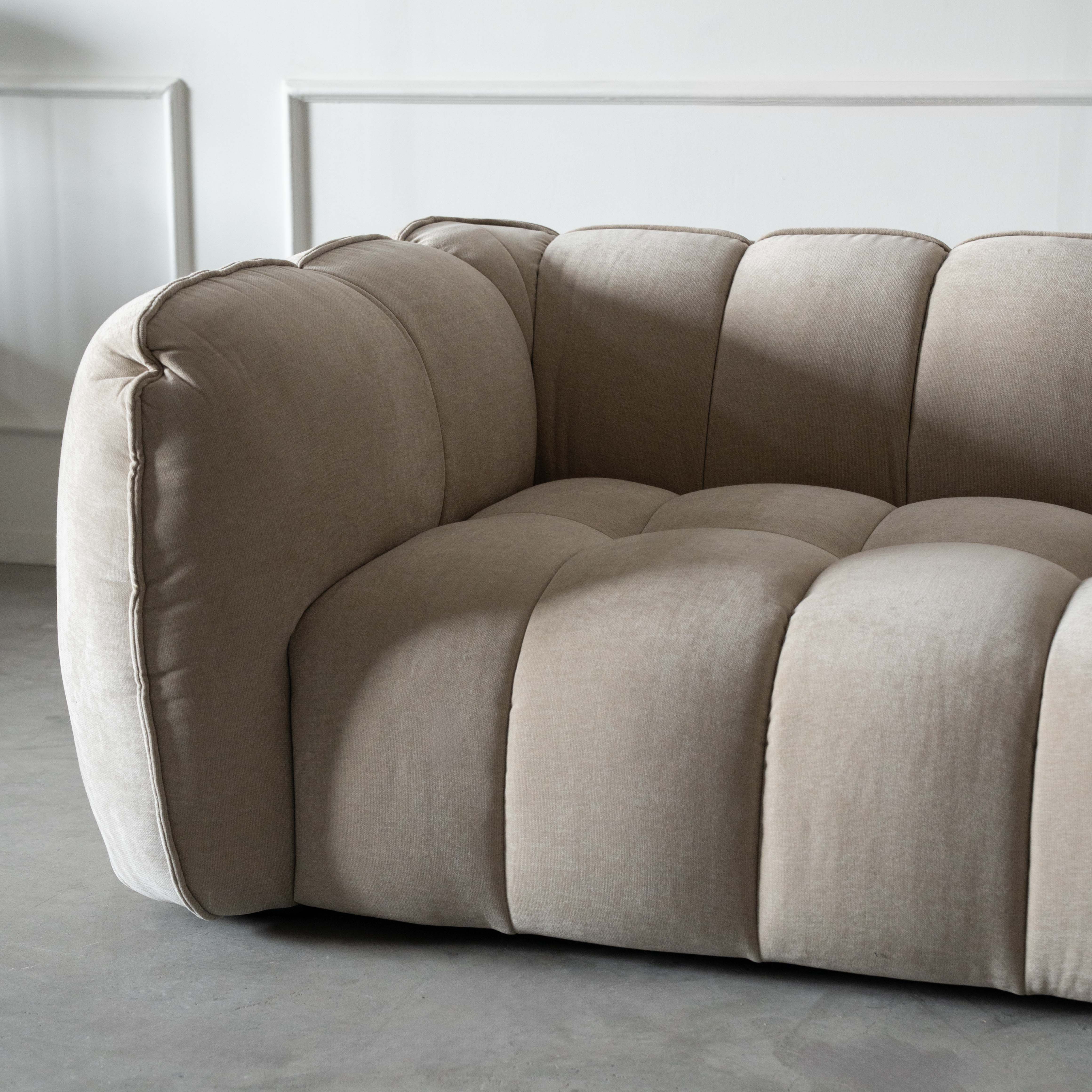 Selric Modern Curve 3 Seater Sofa - Sofas - WS Living Furniture Furniture Store in Dubai