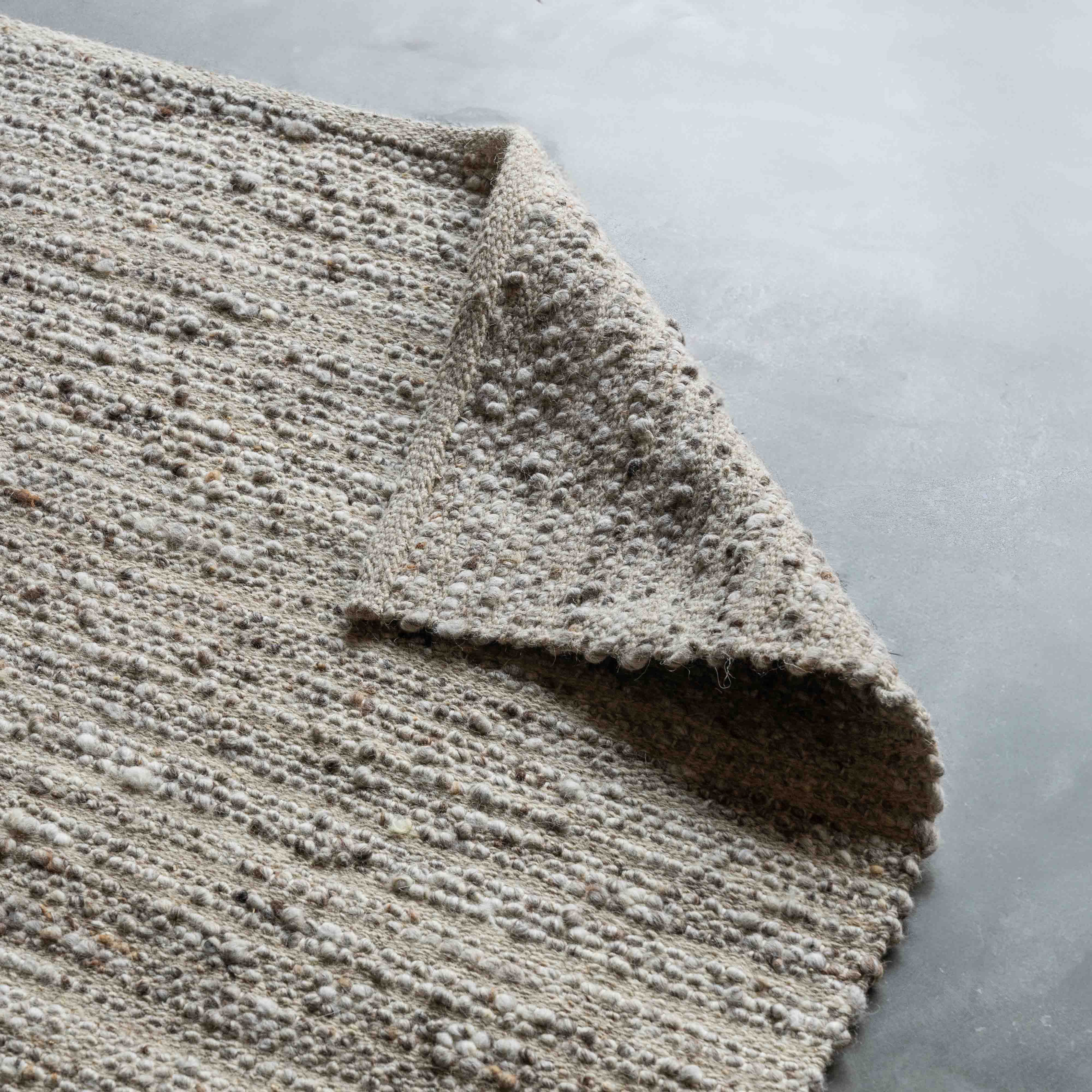 Singham Handcrafted Beige and Grey Wool Rug - Rugs - WS Living Furniture  Furniture Store in Dubai