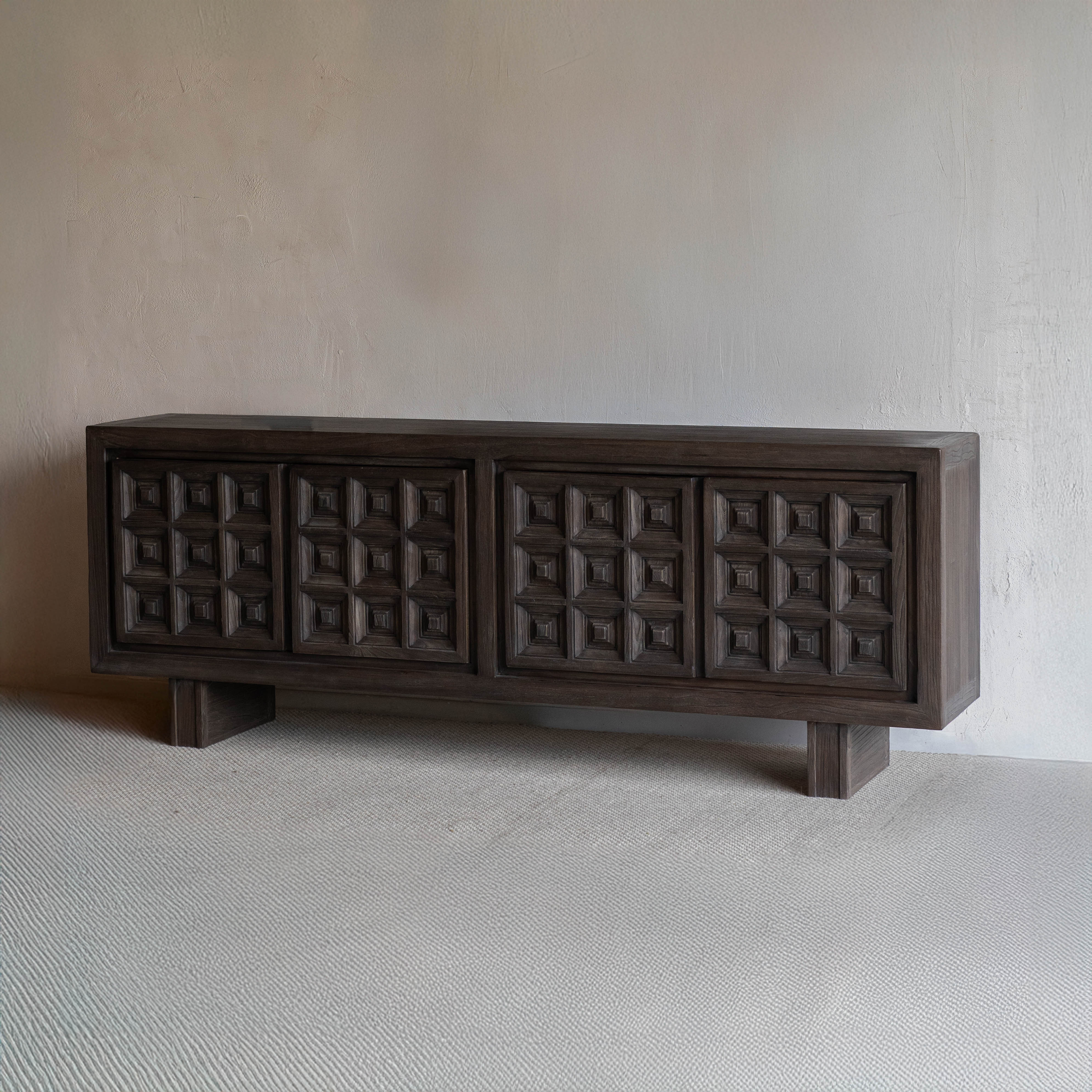 Samuel Antique Style Elm Wood Sideboard