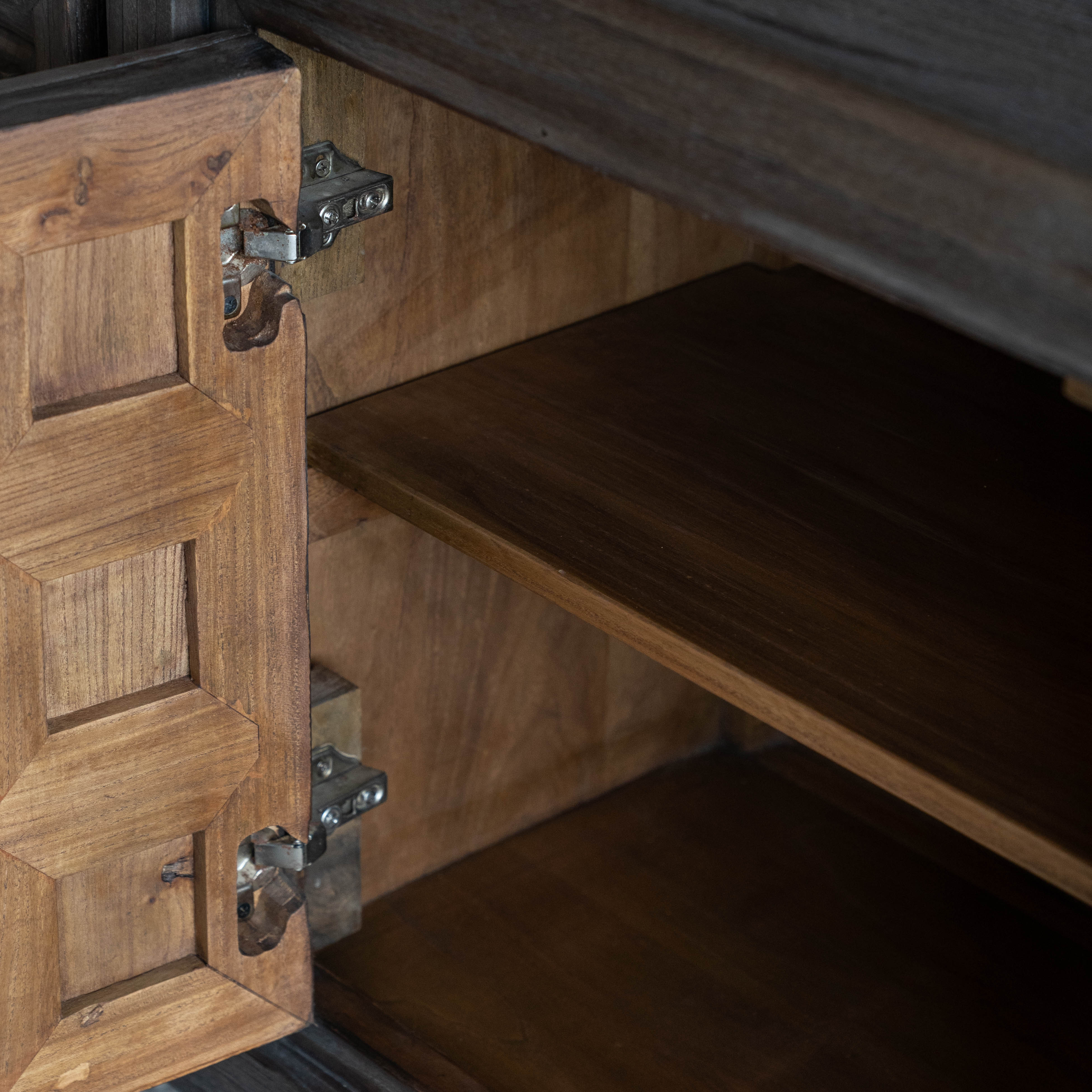 Samuel Antique Style Elm Wood Sideboard