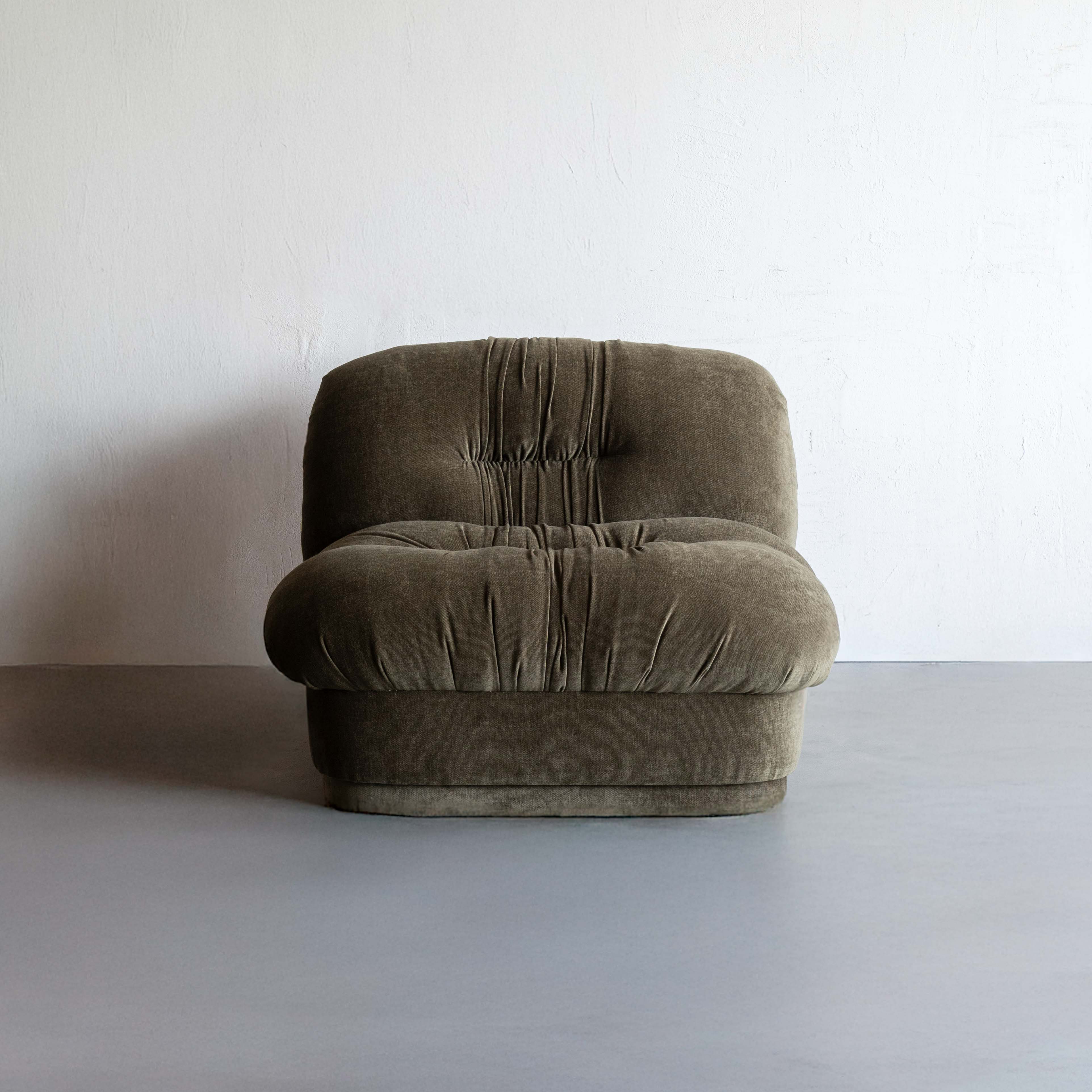 Solara Modern Accent Lounge Chair - Khaki Green