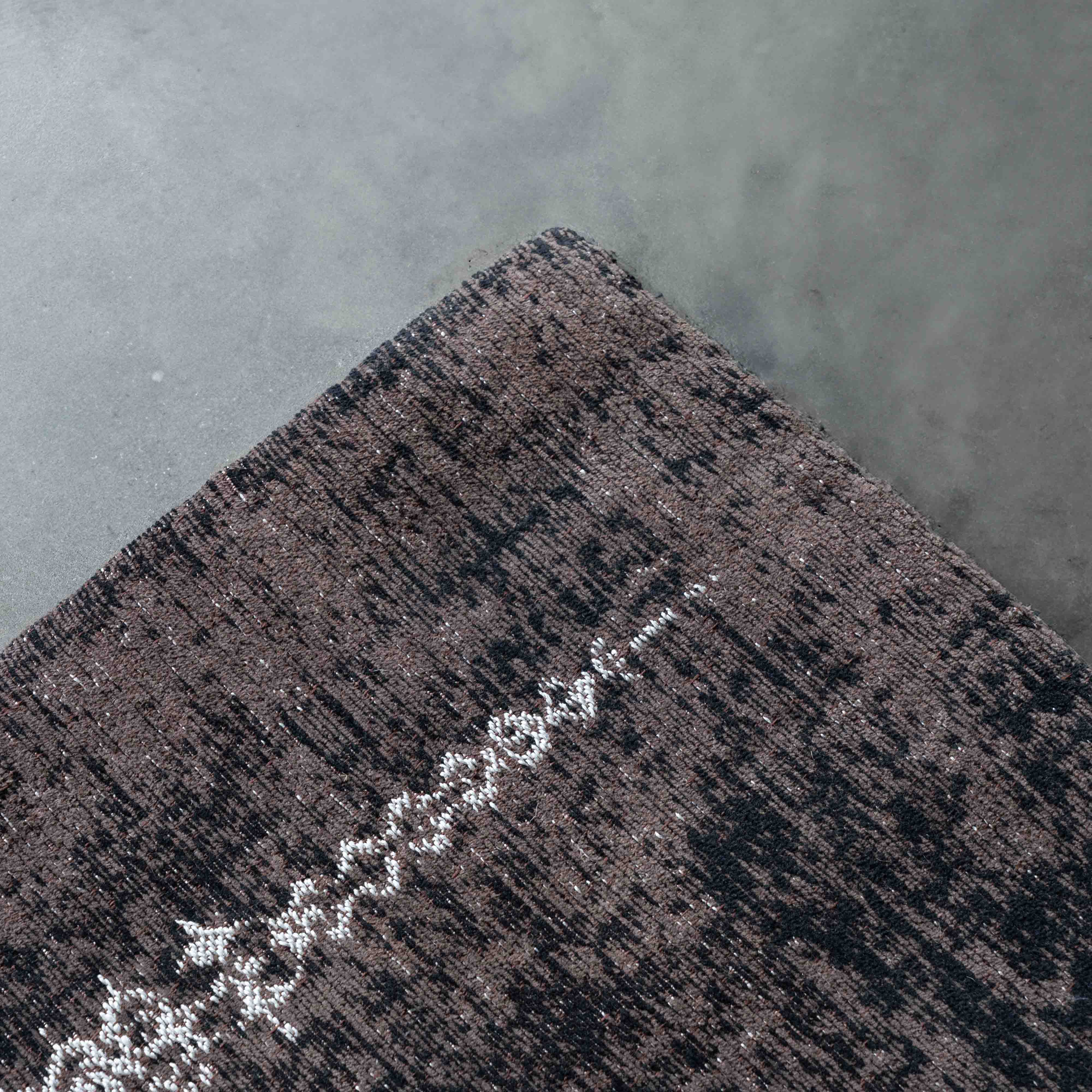 South Aztec Handcrafted Vintage Classic Rug - Rugs - WS Living Furniture  Furniture Store in Dubai