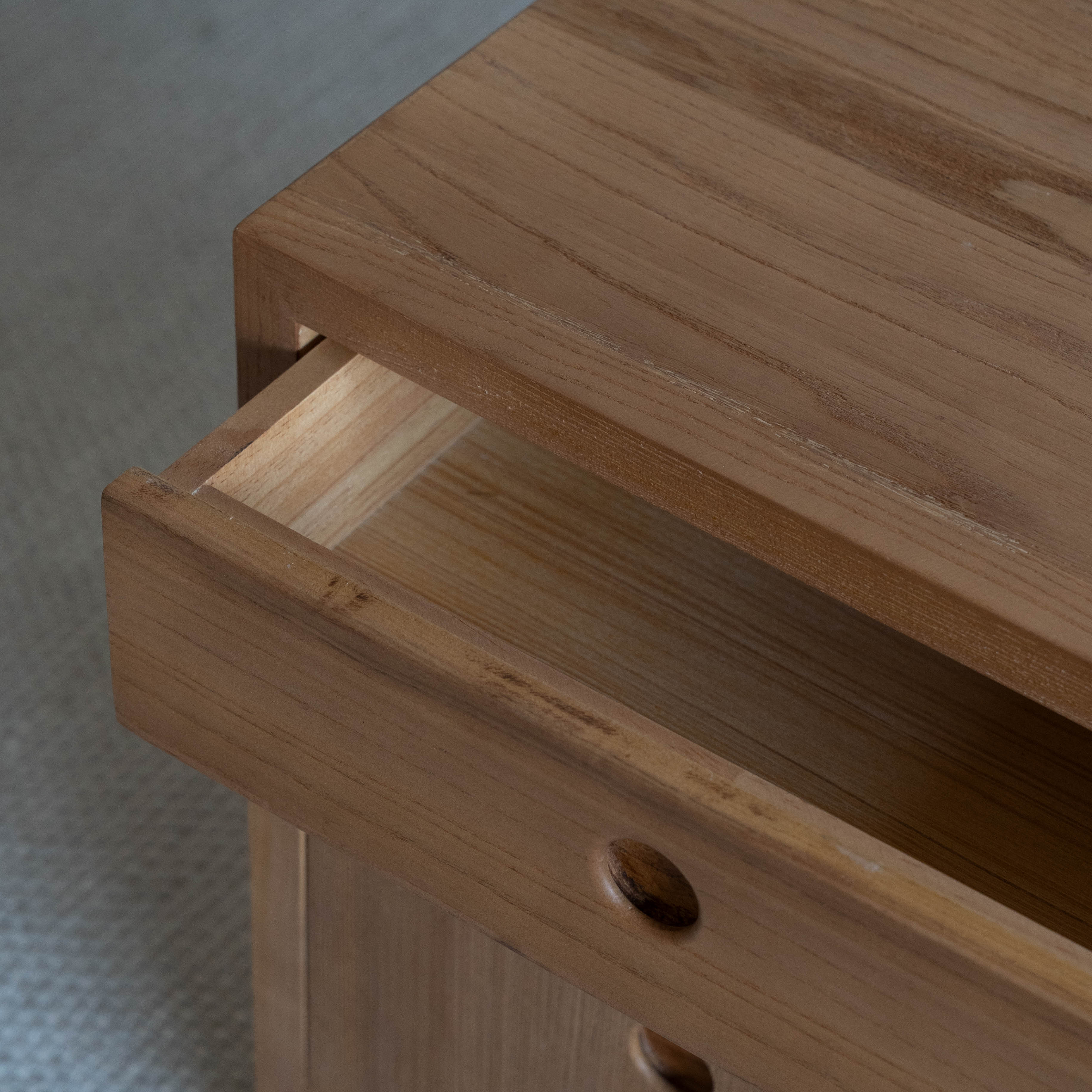 Tanso Wabi-Sabi Style Bed Side Table With Storage