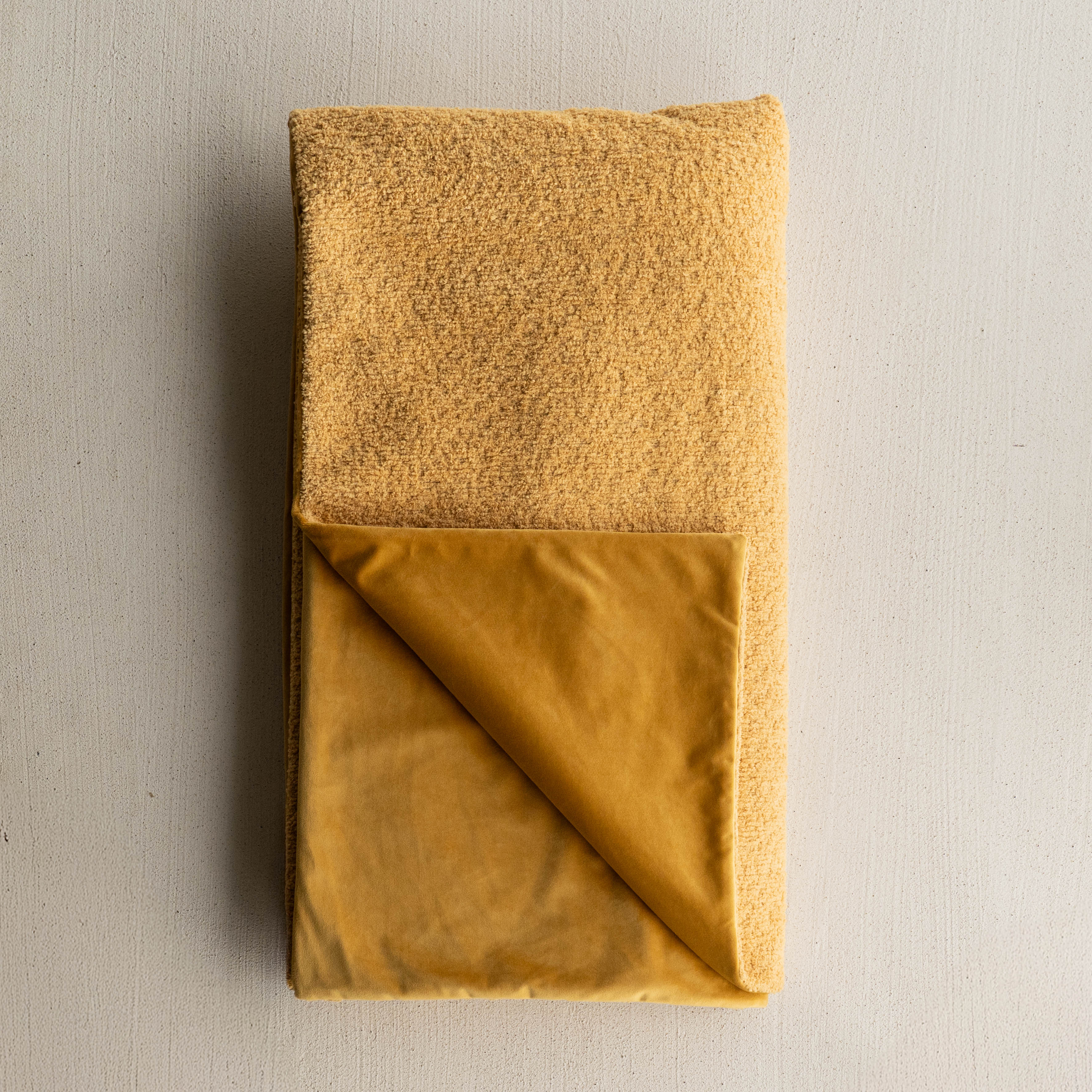 Amber Ridge Mustard Yellow Throw Blanket - 195x132cm