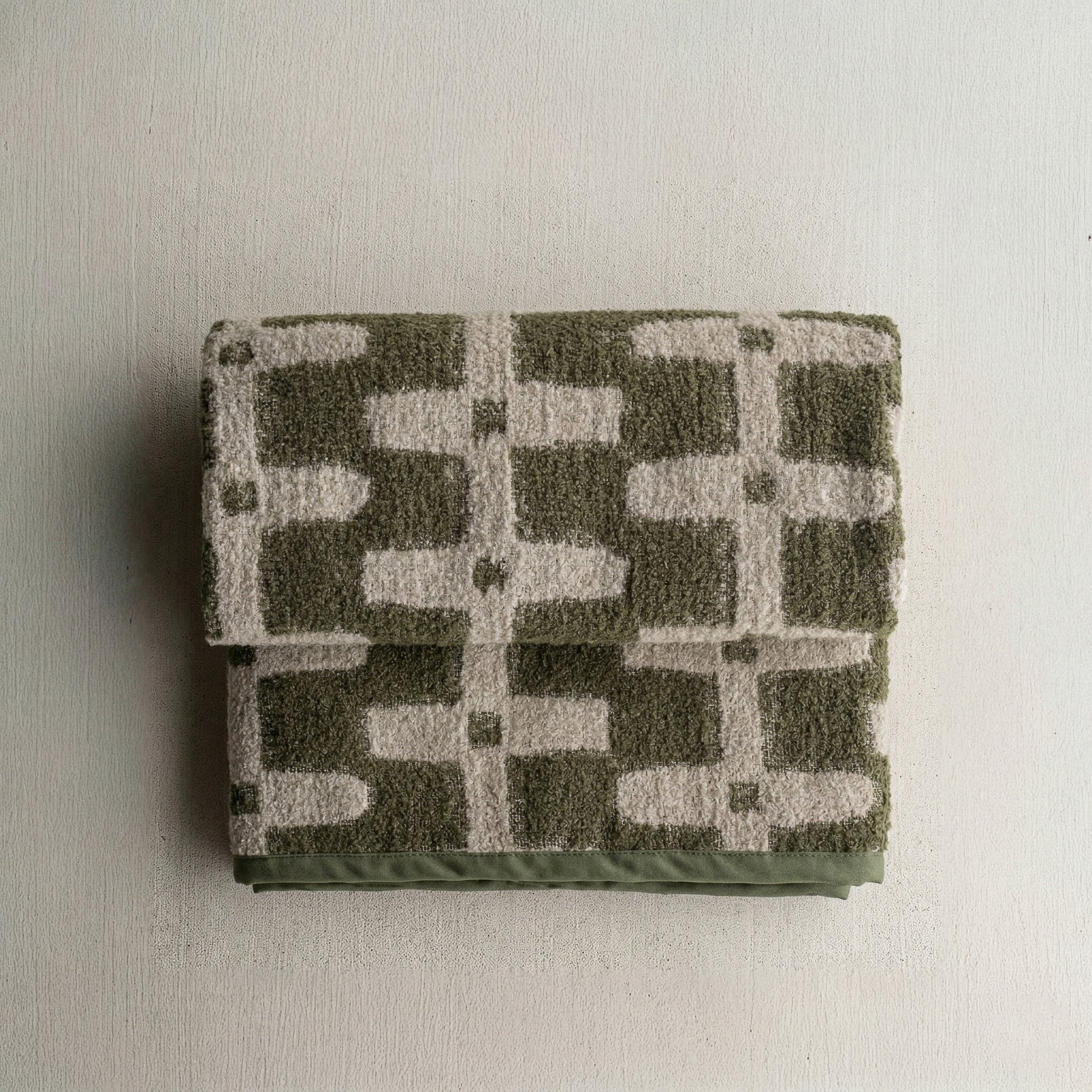 Green Grove Throw Blanket - 205x154cm