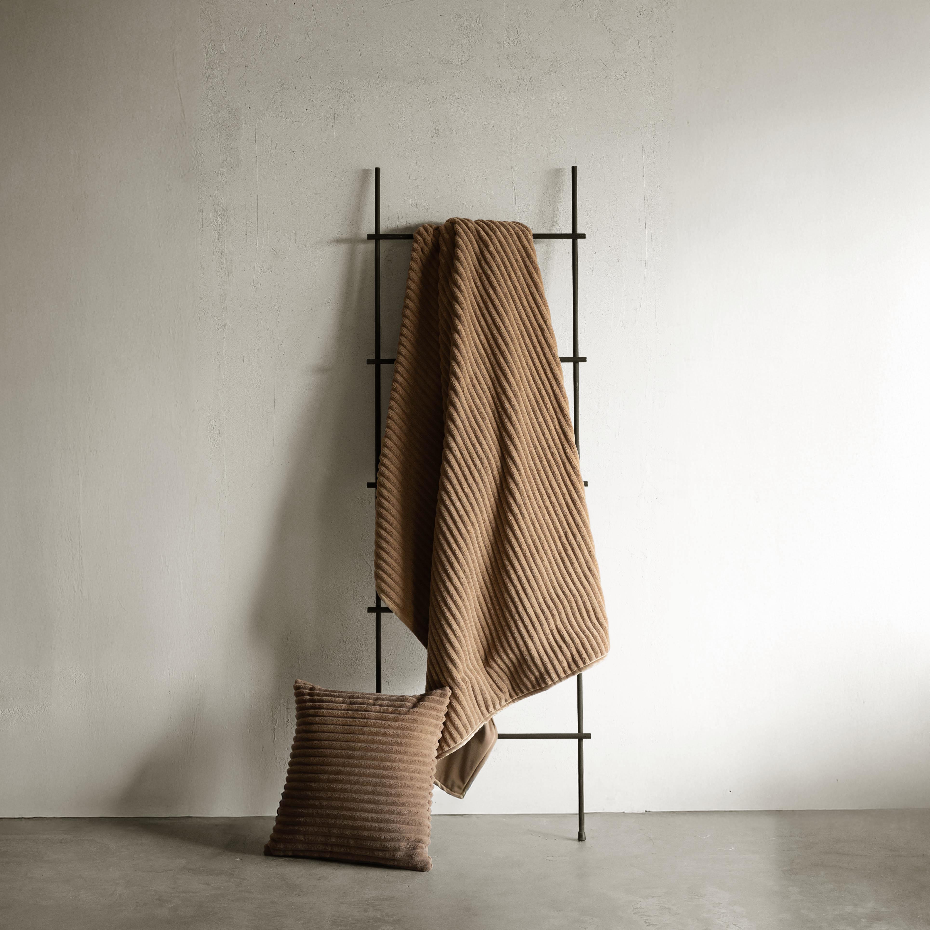 Cafe Beige Line Throw Blanket - 180x140cm