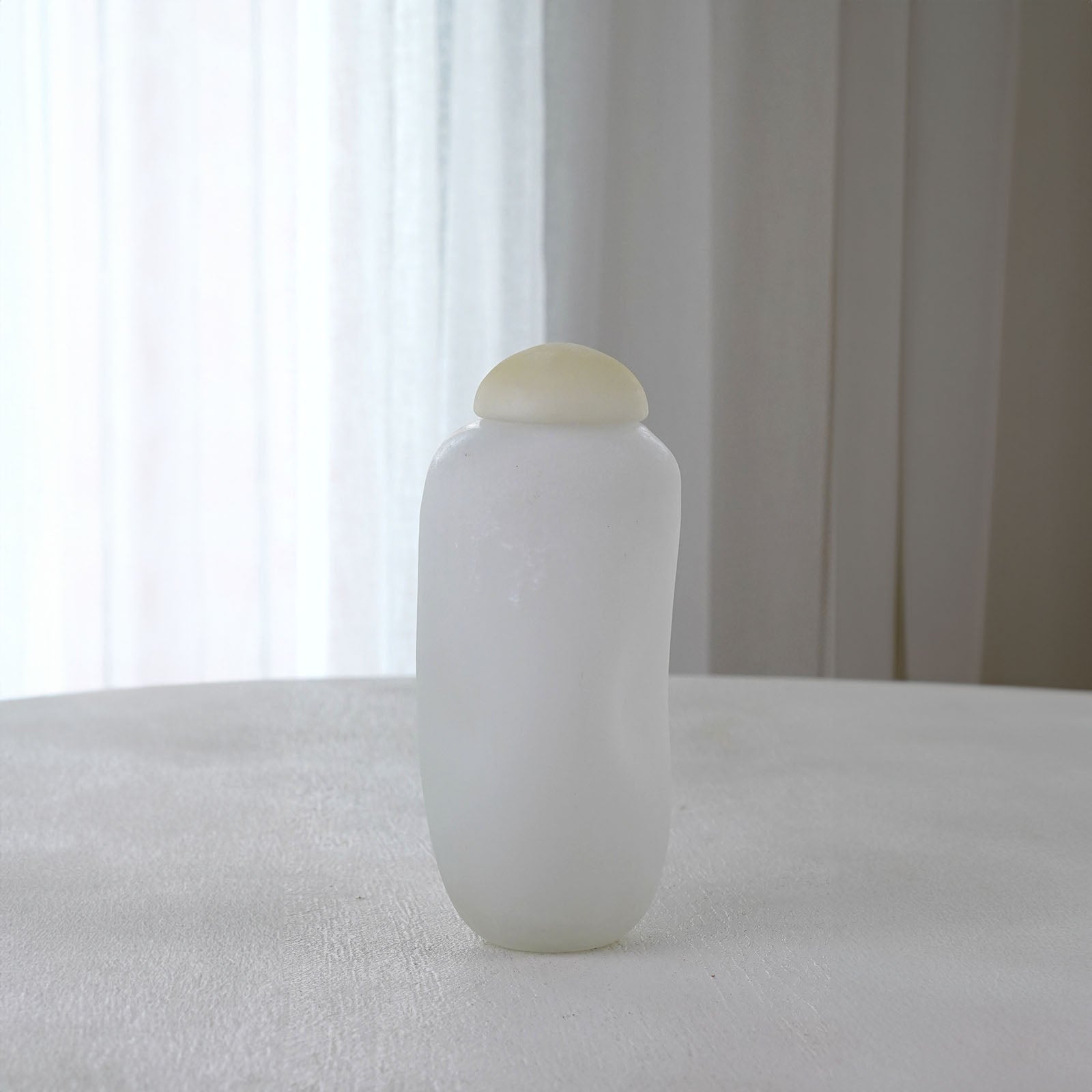 Vanilla White Decorative Glass Vase With Lid - Vase - WS Living - UAE Modern Home Furniture Stores in Dubai